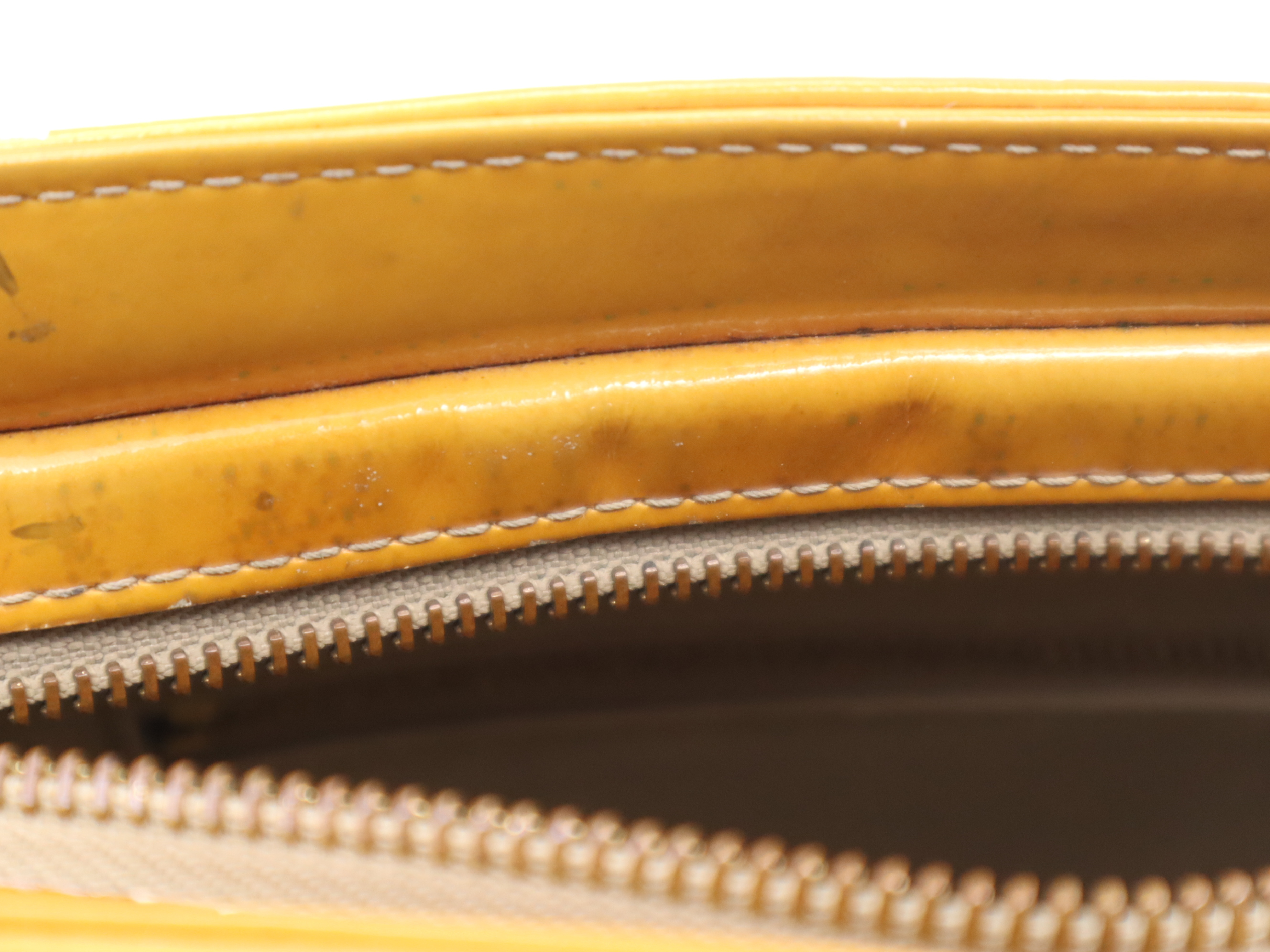 M91122 Vernis Houston Bronze Handbag — view 15