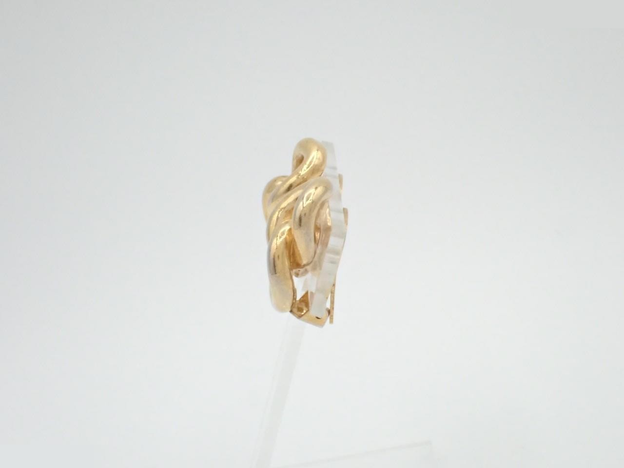 Twist design earrings — view 3