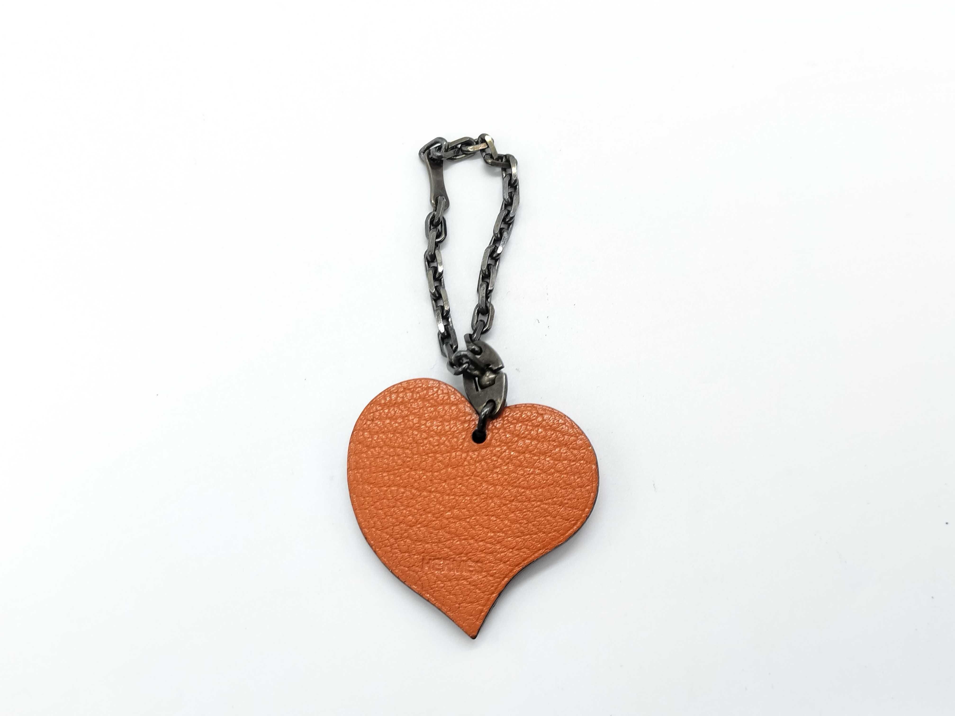 heart charm — view 3