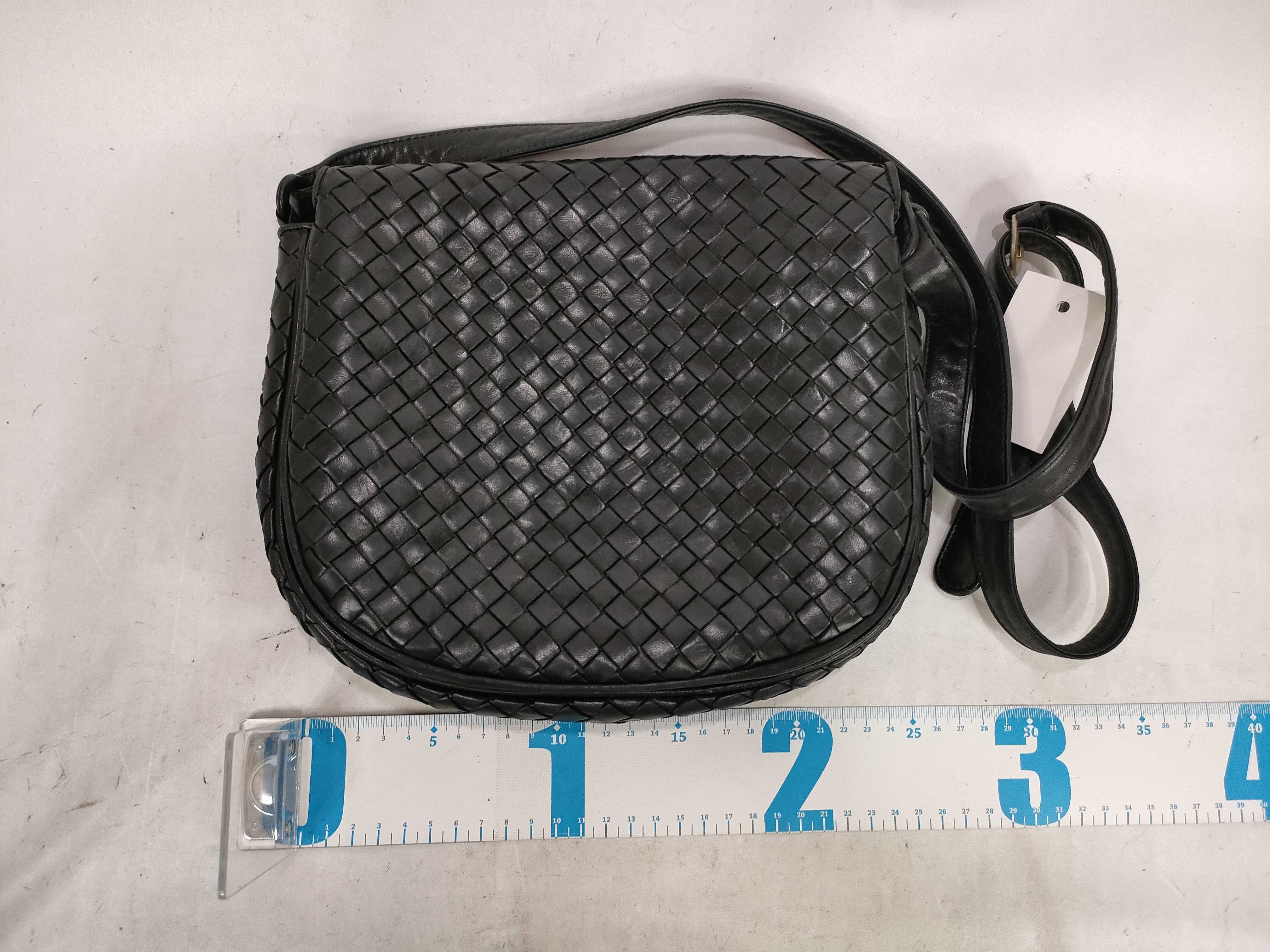 Intrecciato Vintage Shoulder Bag — view 2