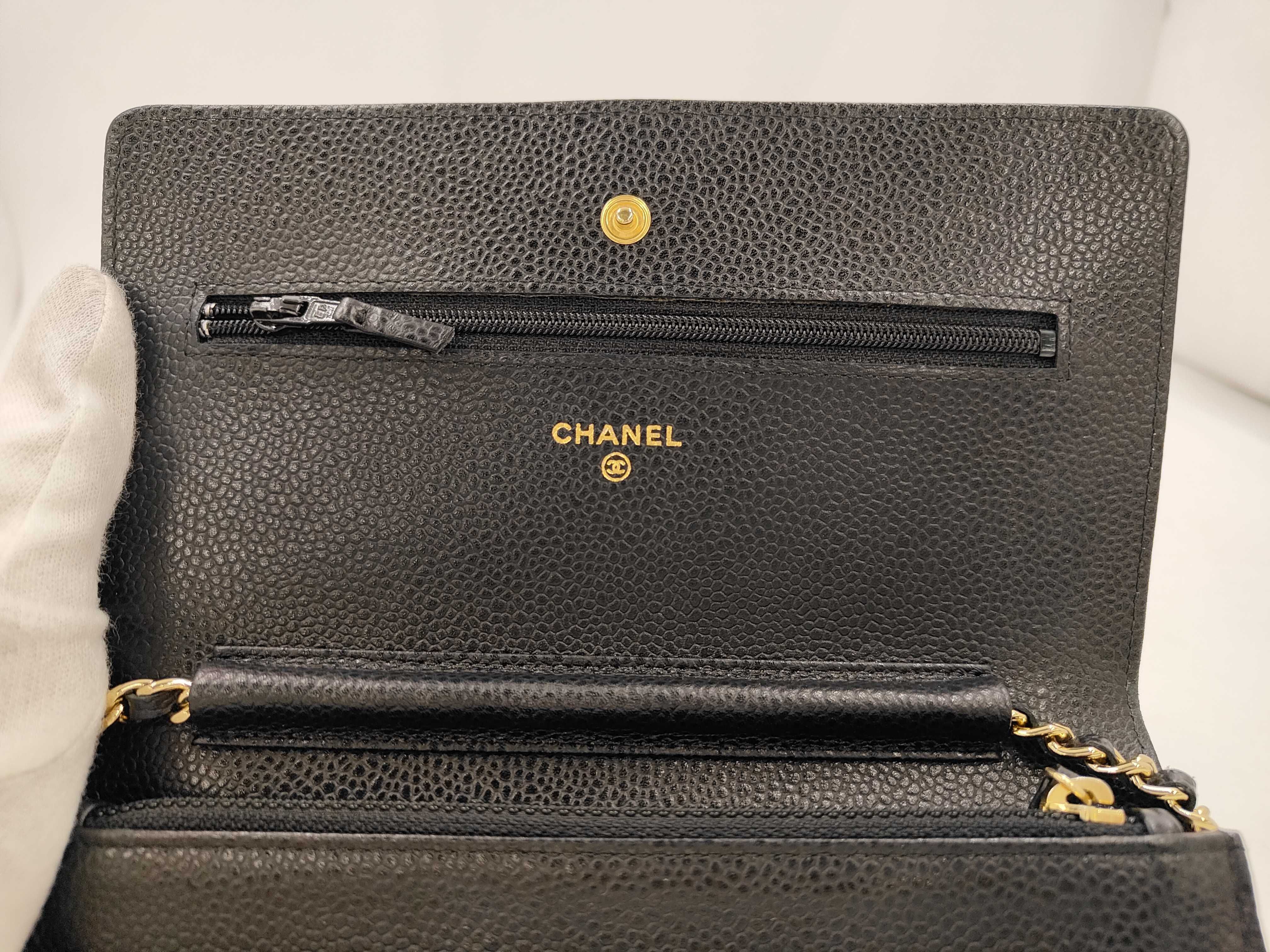 Woc Black Gold Buckle Chain Shoulder Bag — view 8