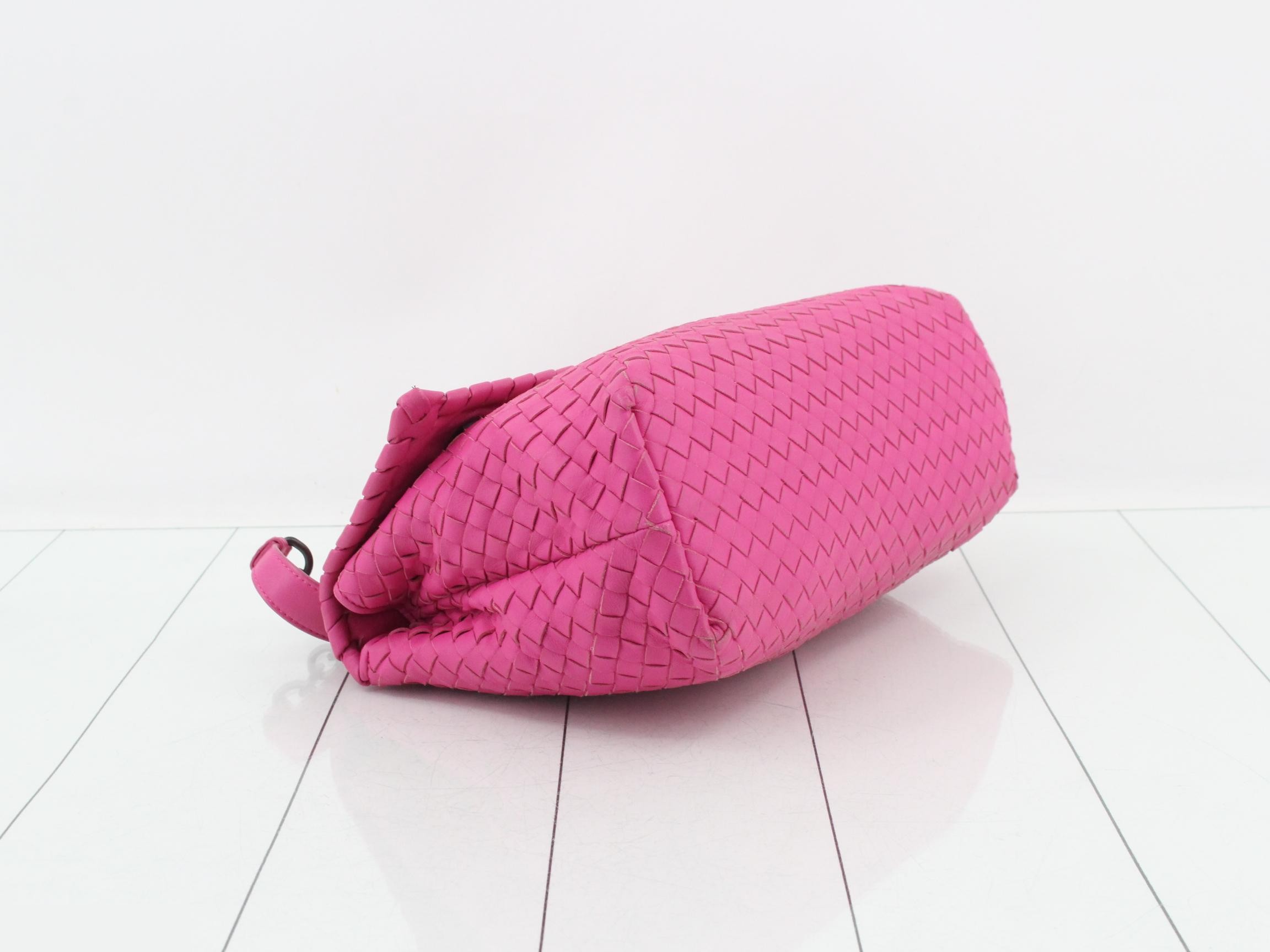 Intrecciato Shoulder Bag, Leather, Pink — view 5
