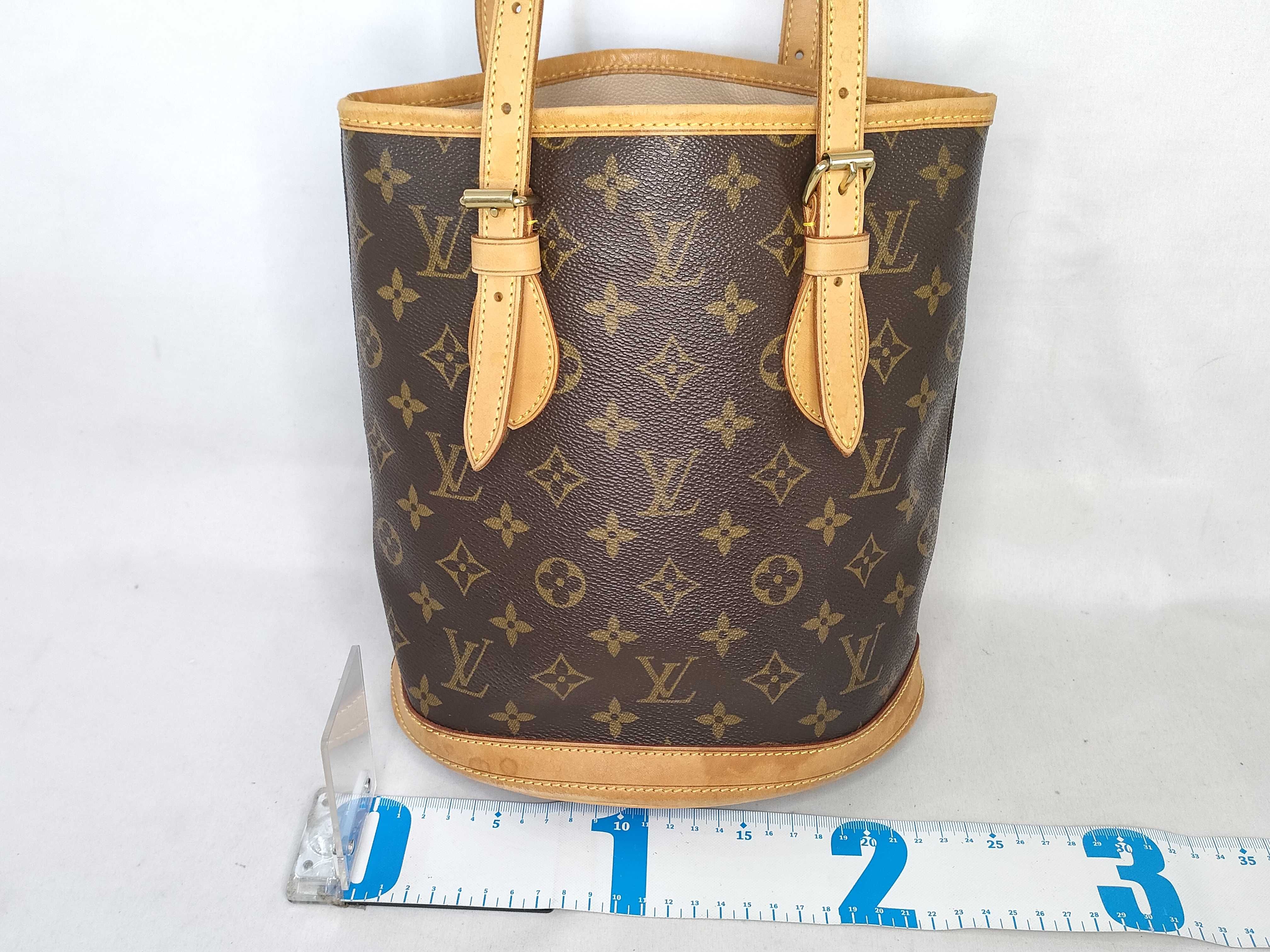 Monogram Bucket PM M42238 Handbag Tote Bag — view 2