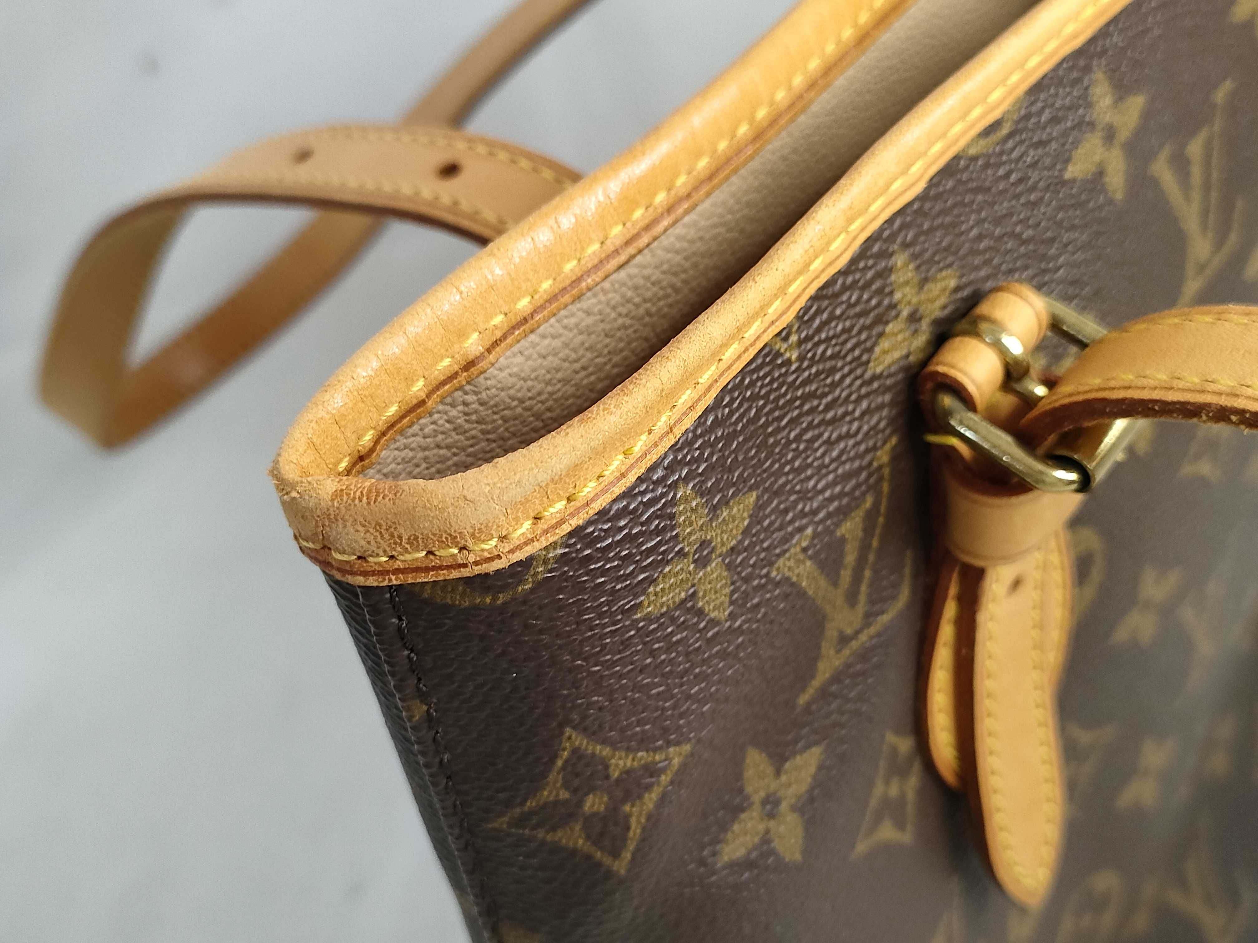 Monogram Bucket PM M42238 Handbag Tote Bag — view 13