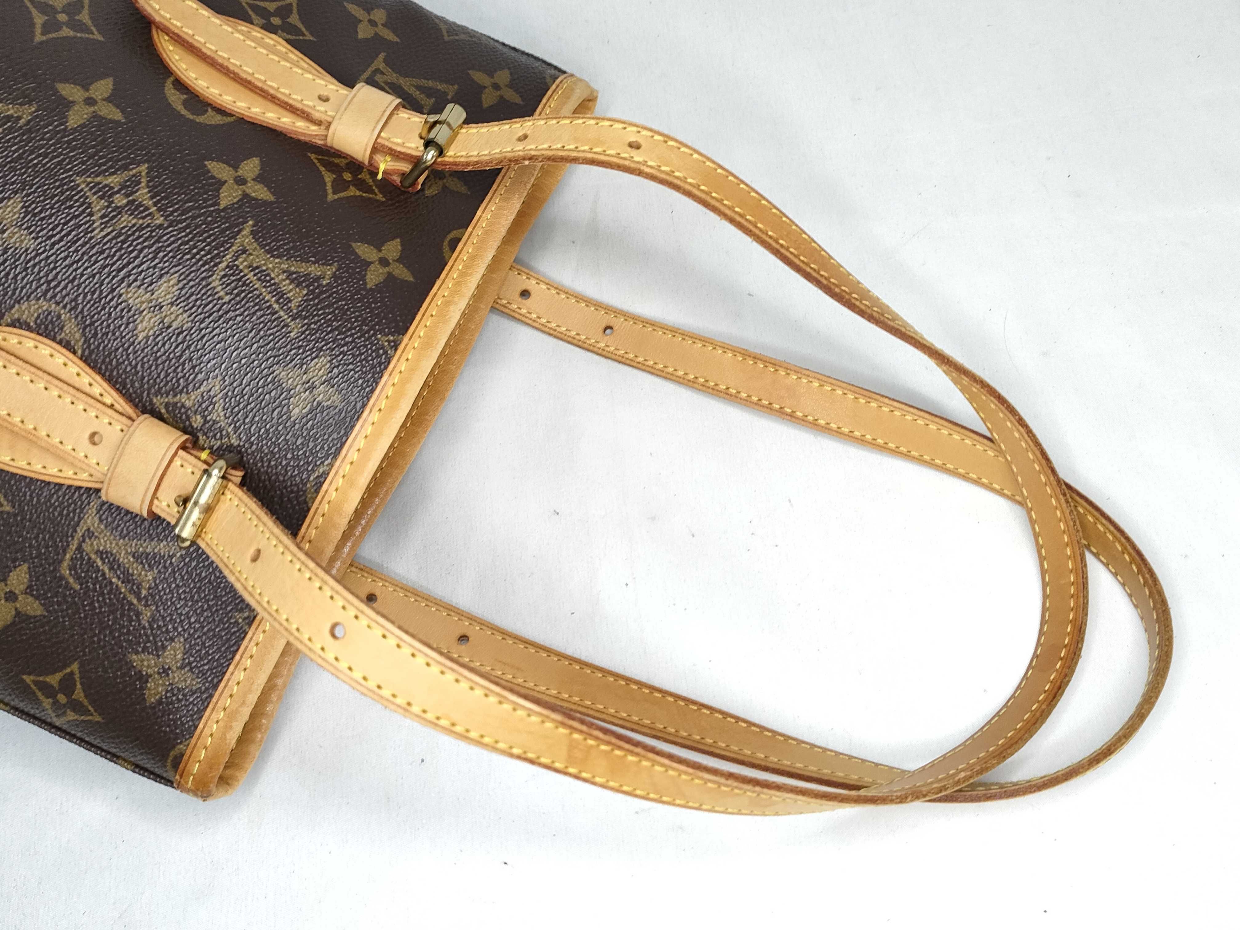 Monogram Bucket PM M42238 Handbag Tote Bag — view 3
