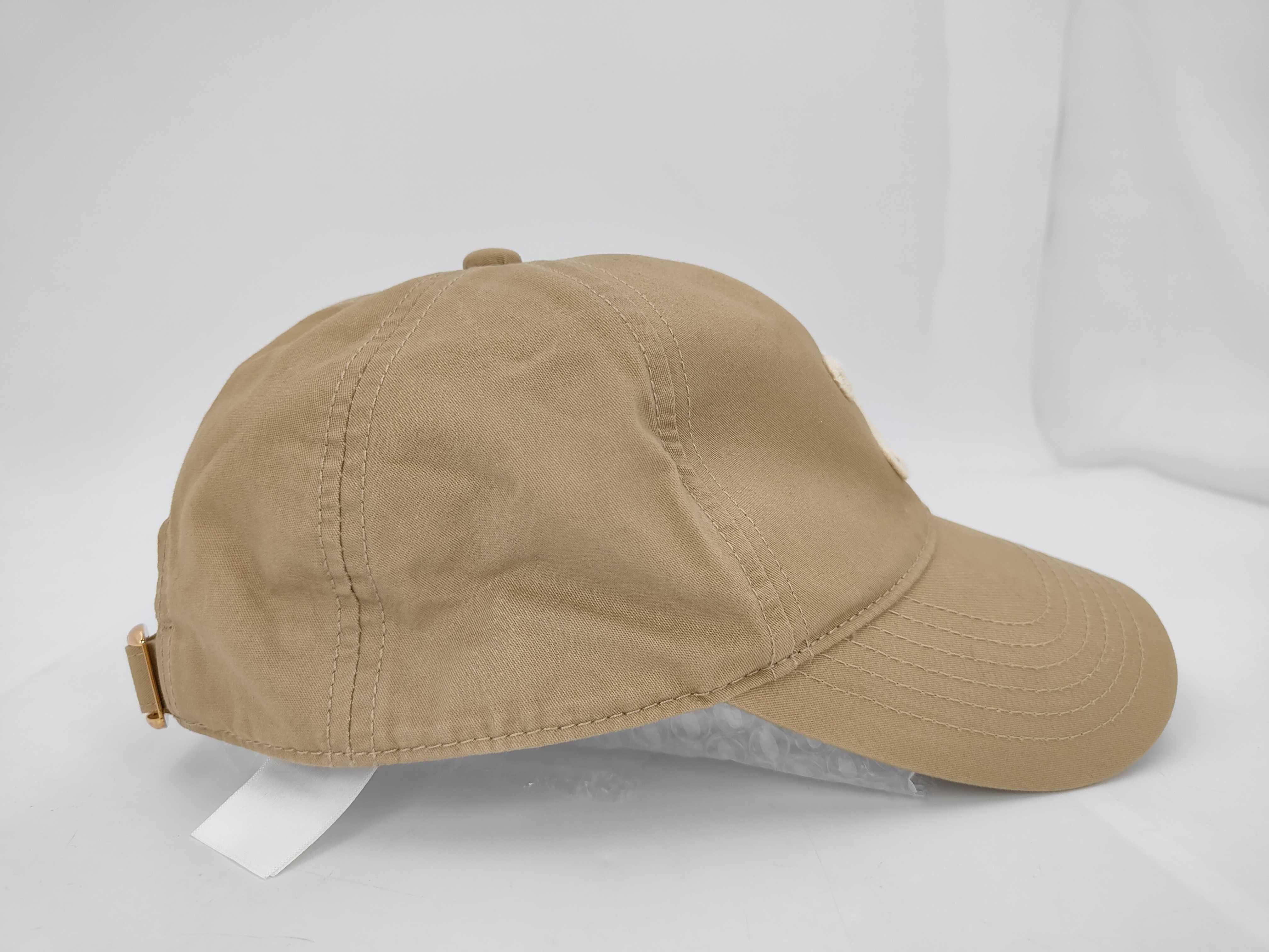 hats and other accessories — view 4