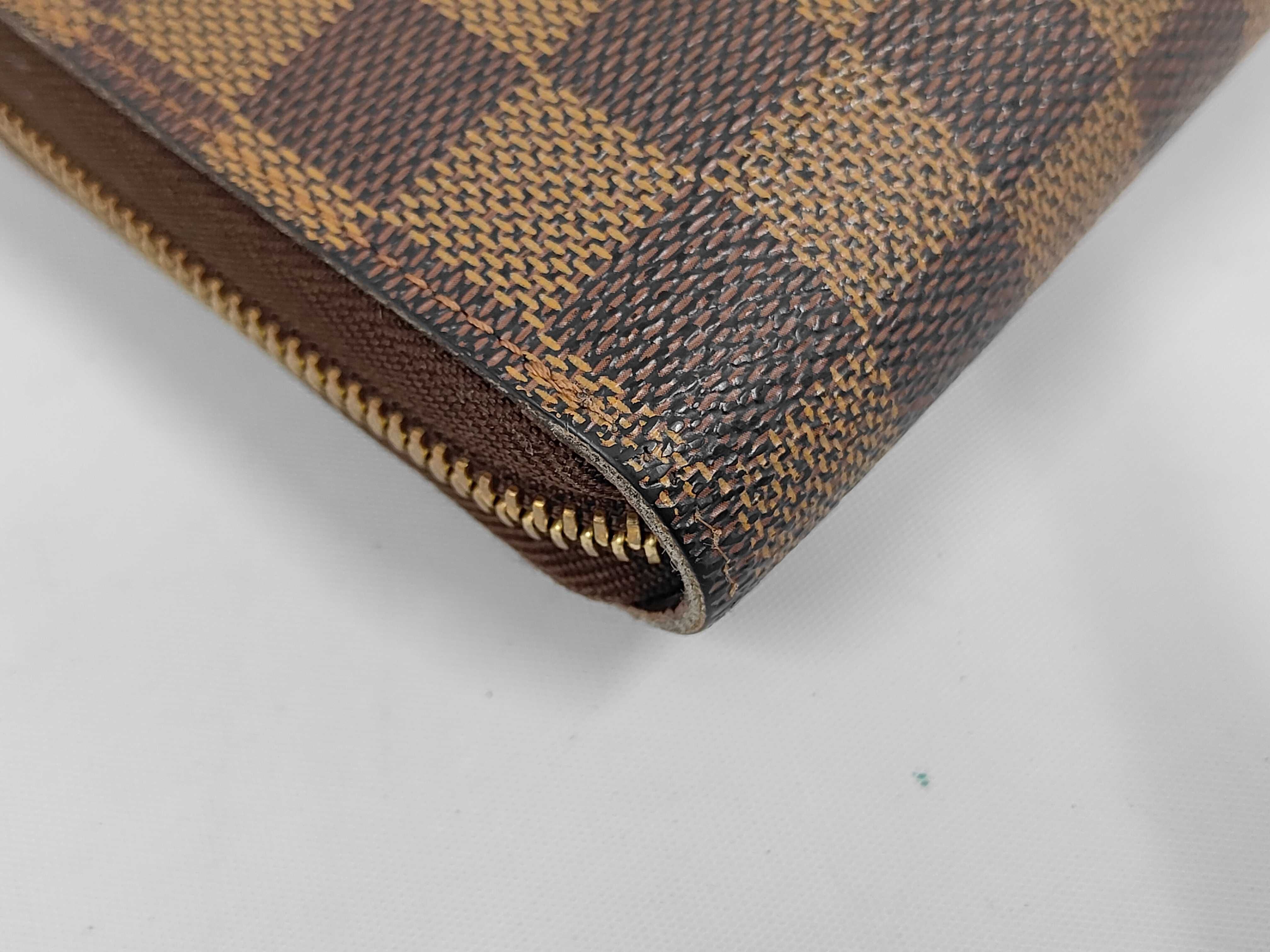 Damier Zippy Wallet — view 4