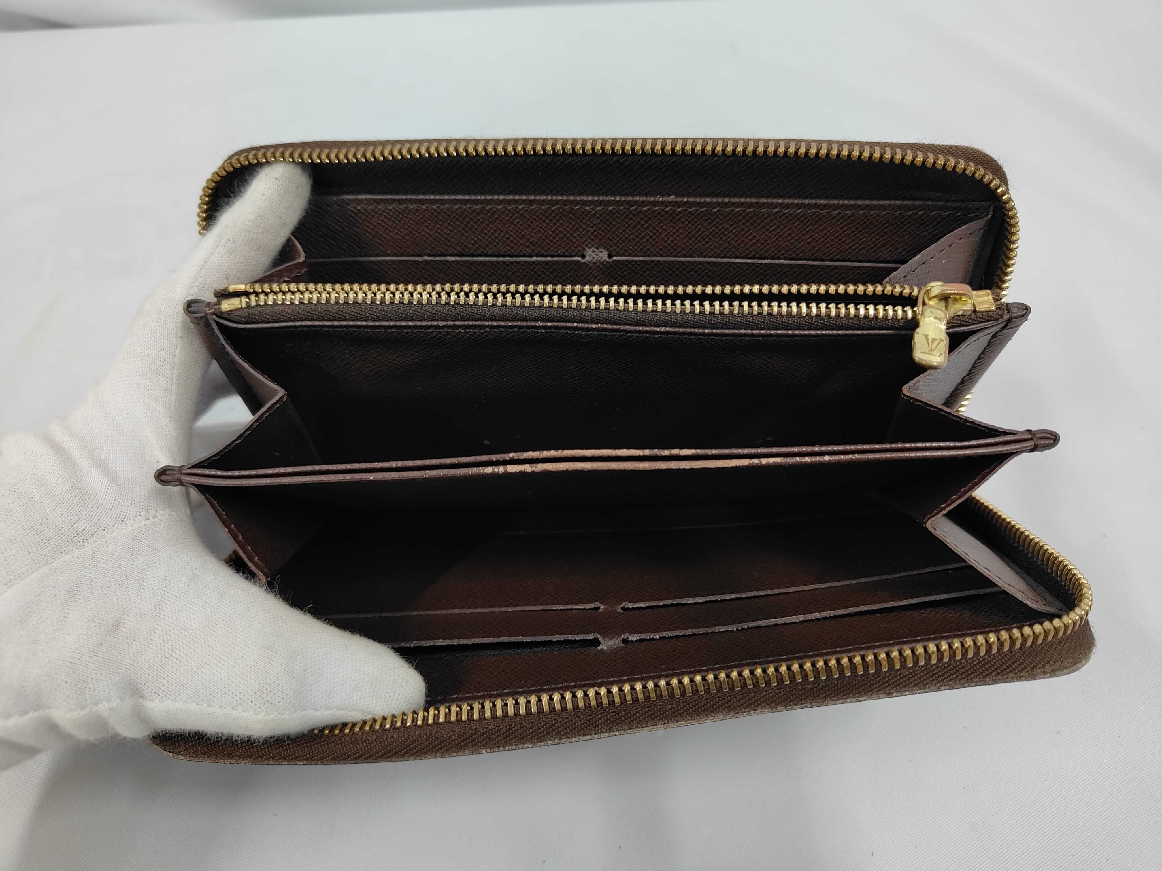 Damier Zippy Wallet — view 6