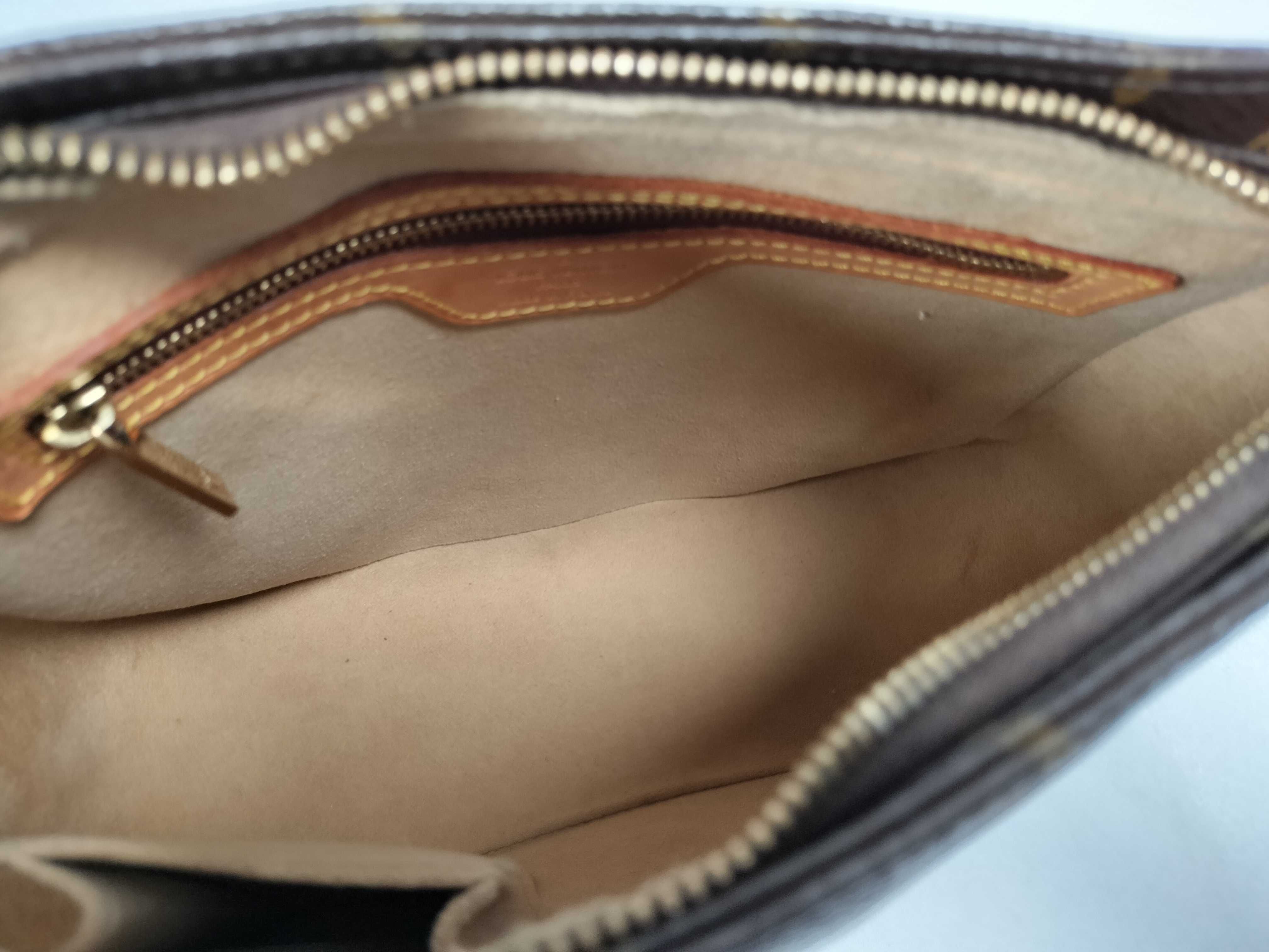 Monogram Louis Vuitton Monogram Looping MM M51146 Shoulder Bag — view 11