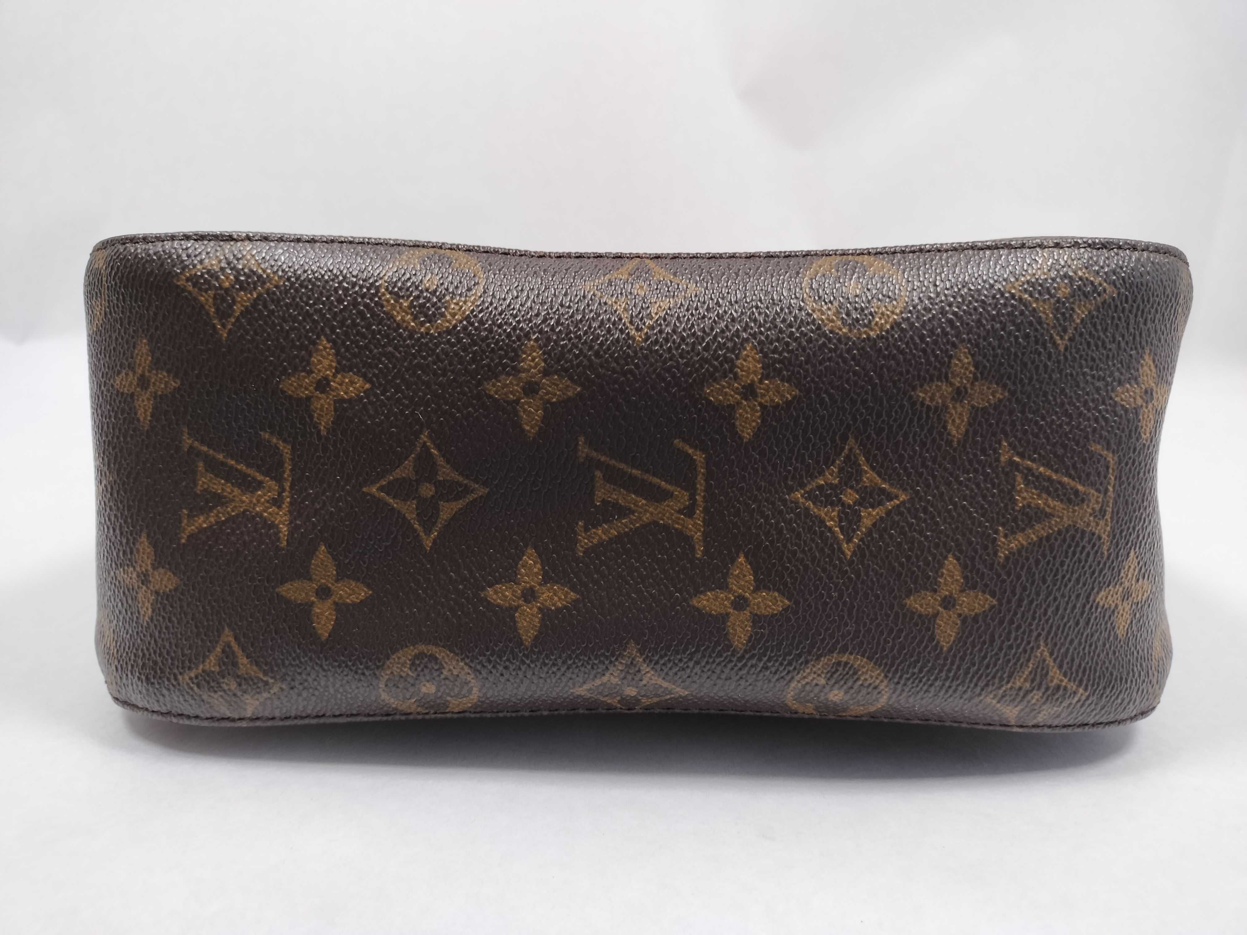 Monogram Louis Vuitton Monogram Looping MM M51146 Shoulder Bag — view 7