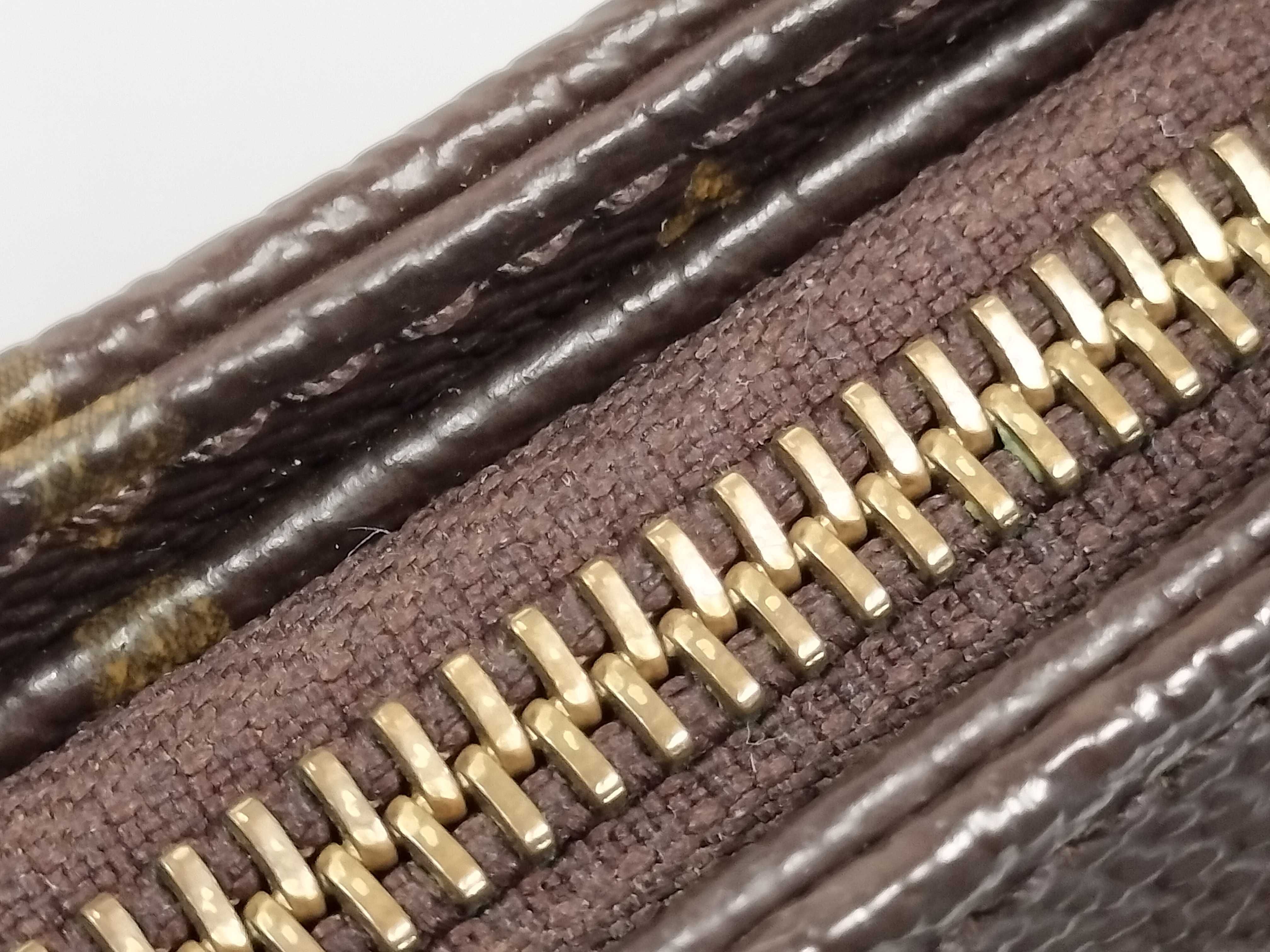 Monogram Louis Vuitton Monogram Looping MM M51146 Shoulder Bag — view 8