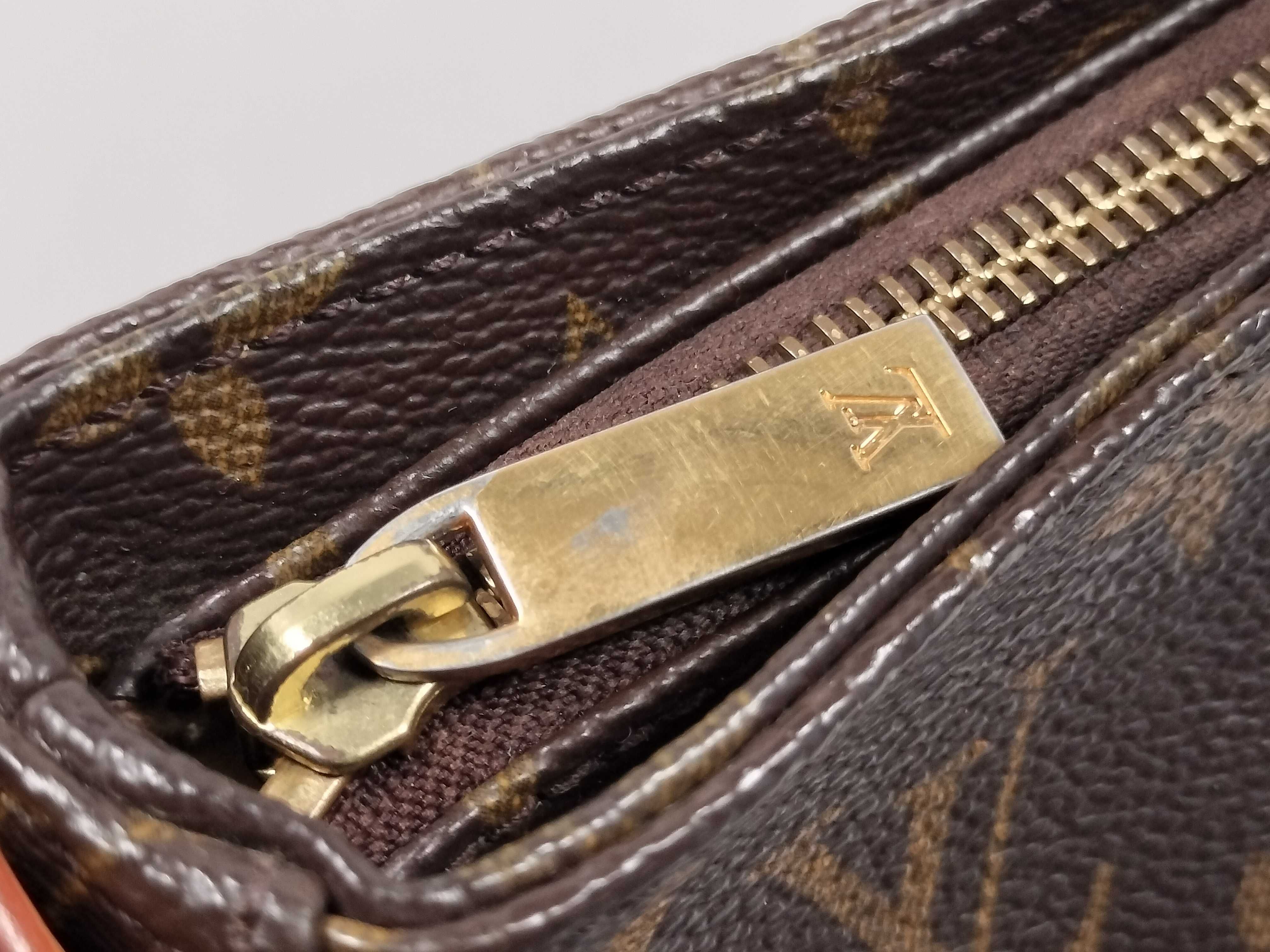 Monogram Louis Vuitton Monogram Looping MM M51146 Shoulder Bag — view 9