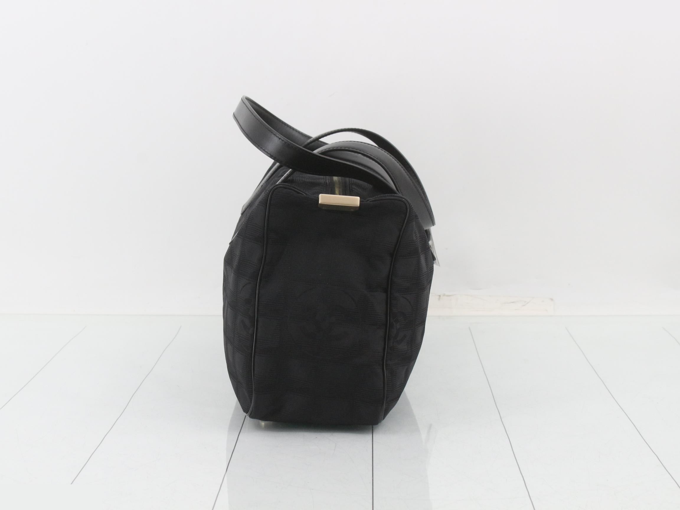 New Travel Line (Bag) - Handbag, Black — view 3