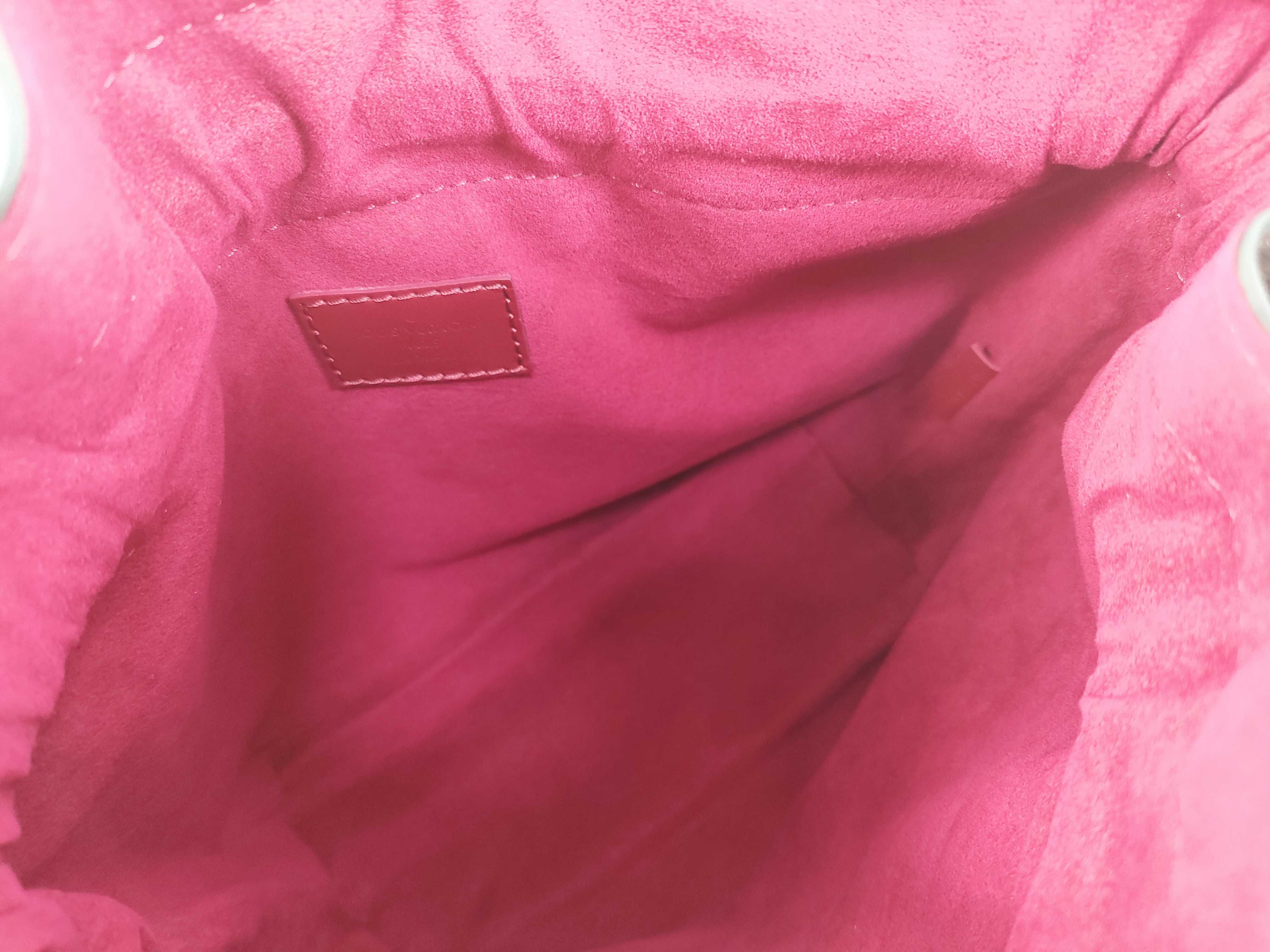 Monogram Louis Vuitton Shoulder Bag — view 9