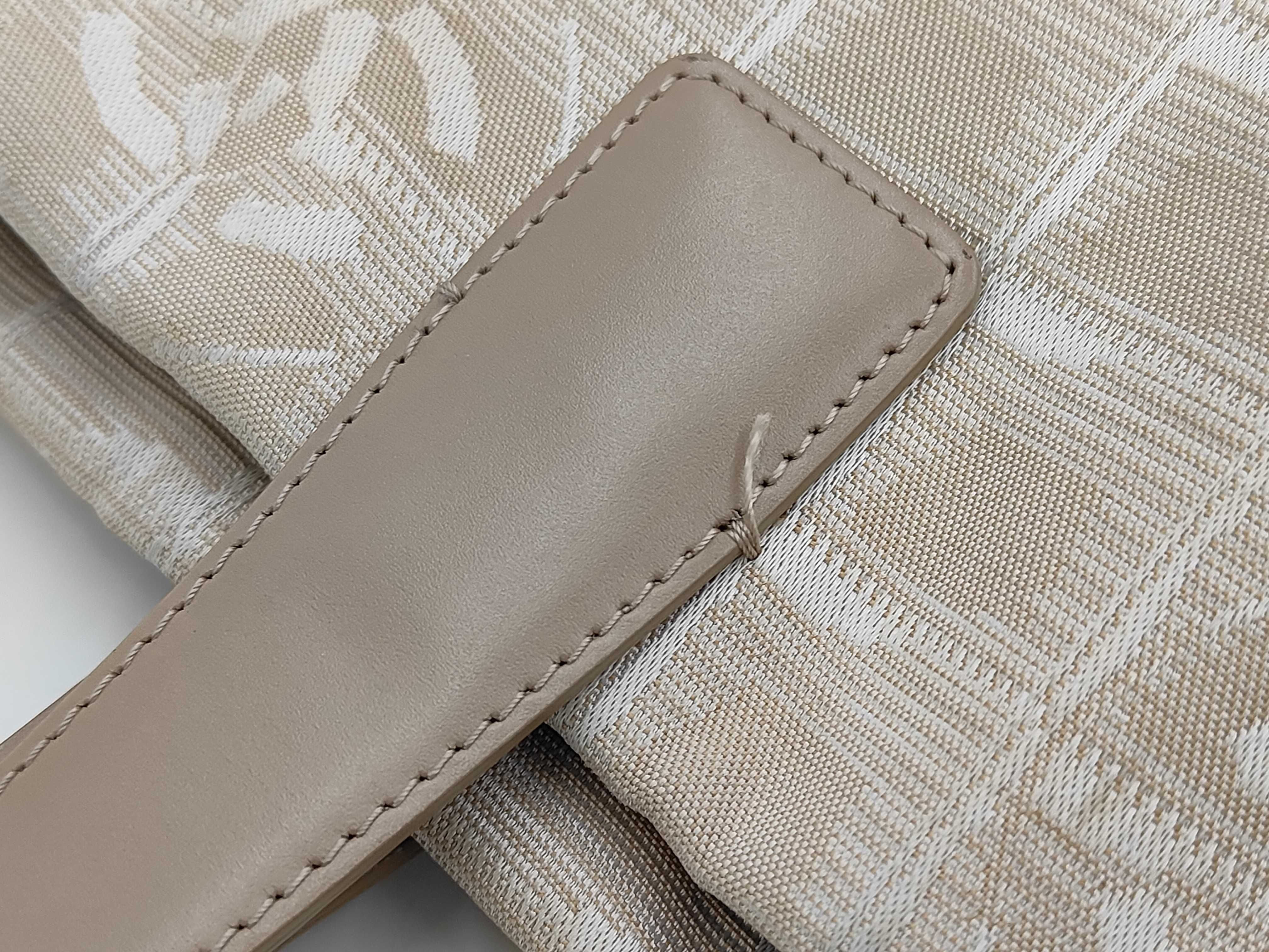 OP-00035 New Travel Line Tote Bag — view 12