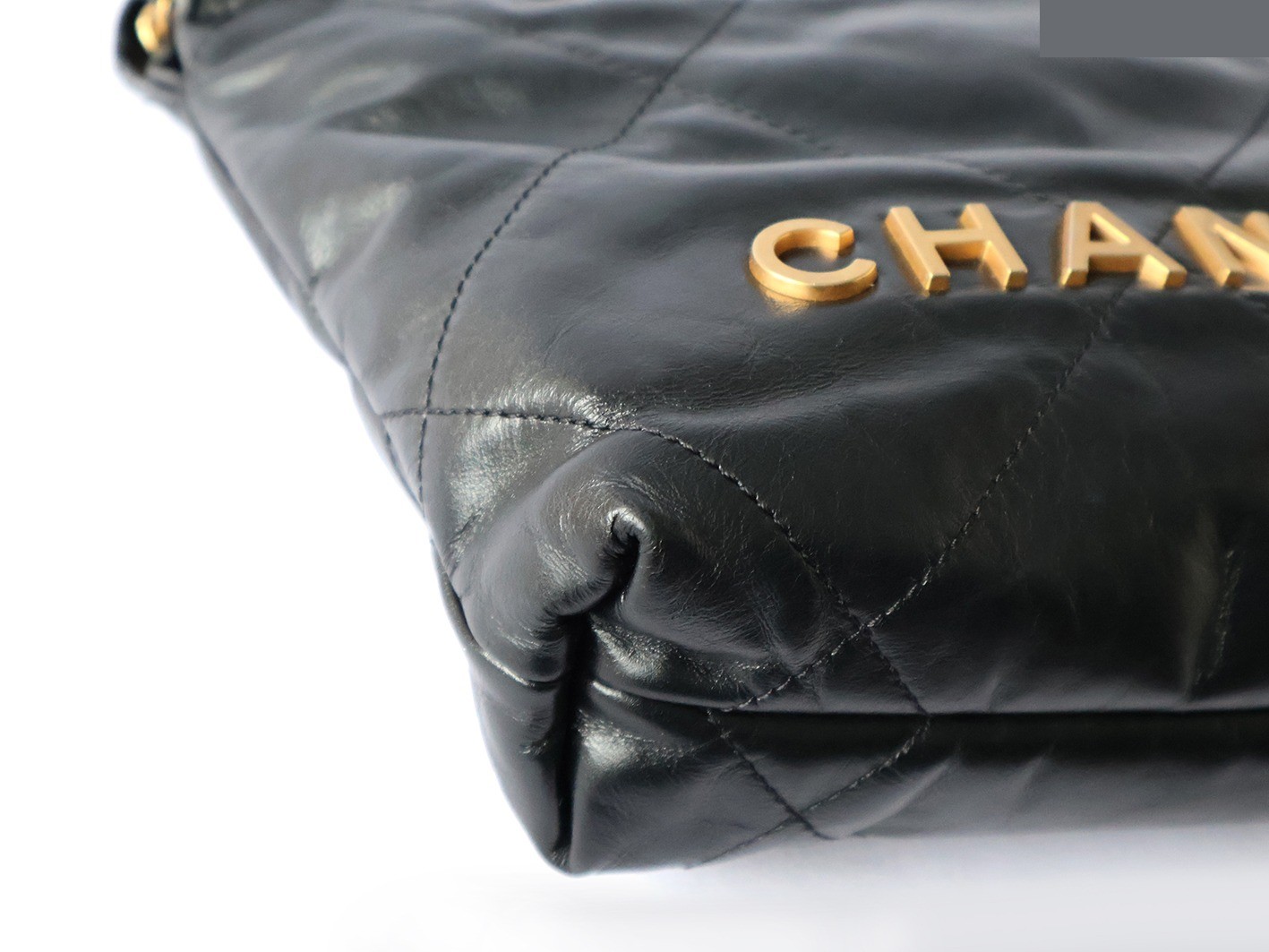 22 Shiny Calfskin Chain Shoulder Bag, Black — view 3