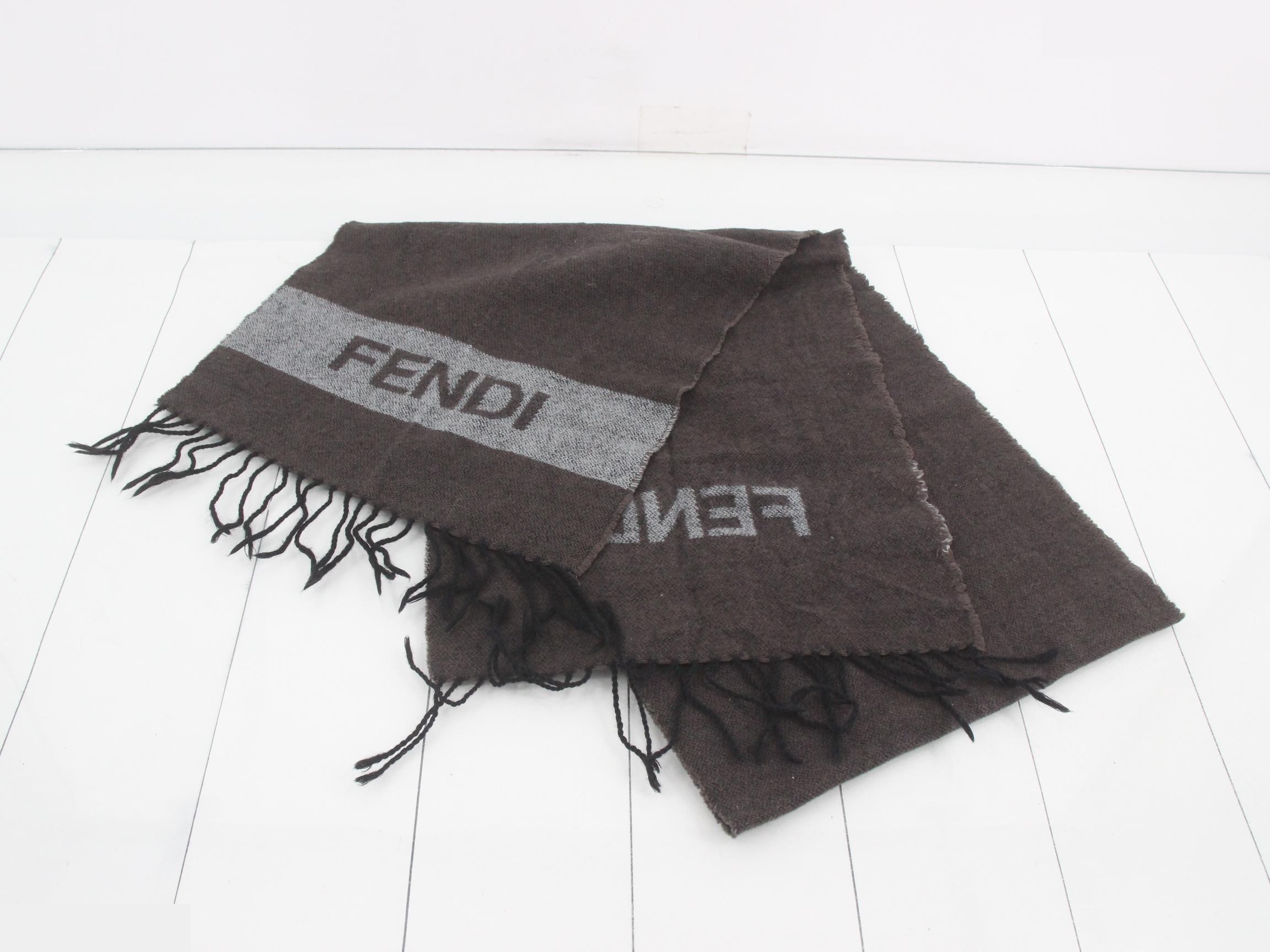 scarf — view 2