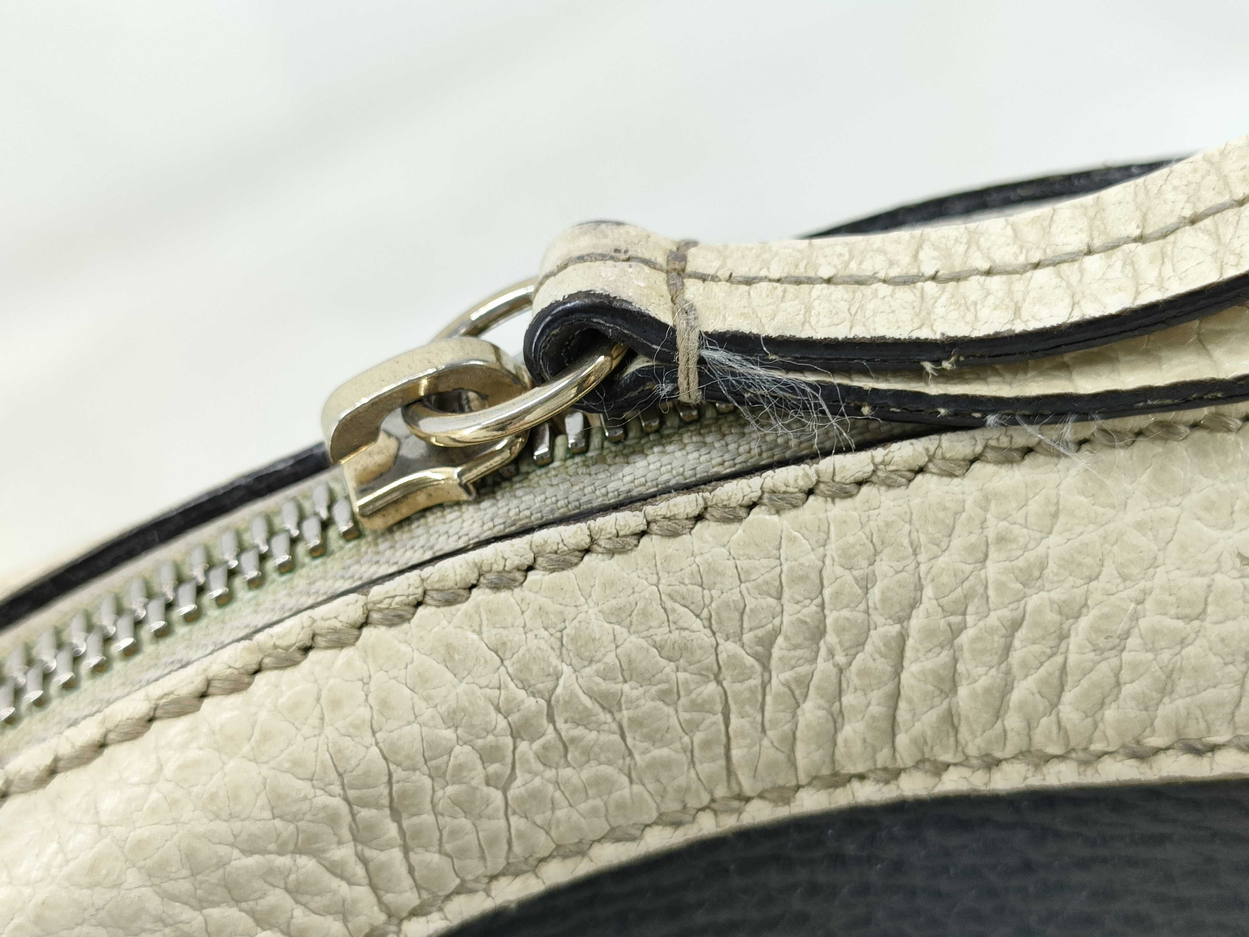 SG- Soho Leather Shoulder bag navy x white 431567 Shoulder bag — view 15