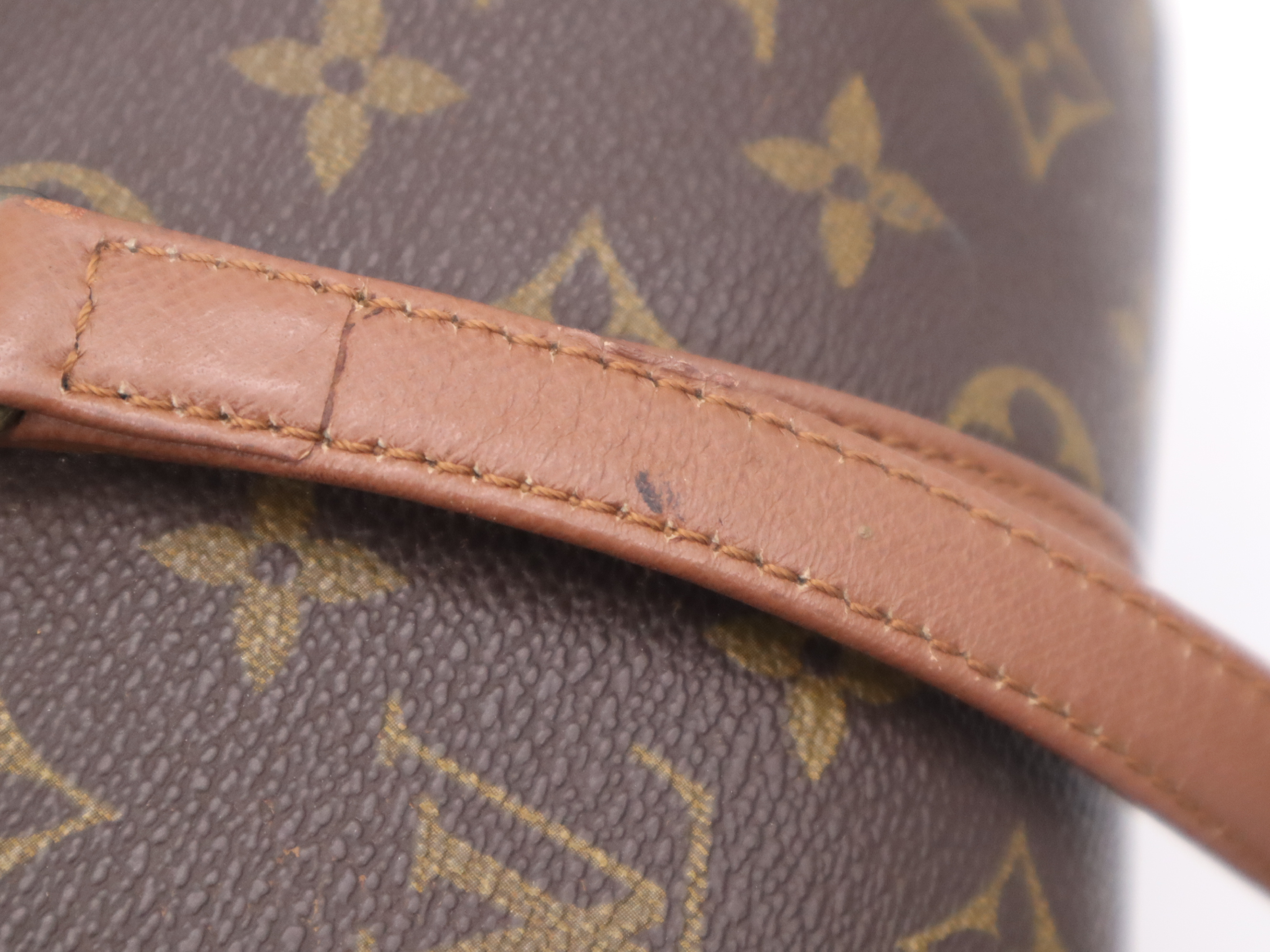 M51365 Monogram Papillon 30 (Old Model) Handbag — view 9