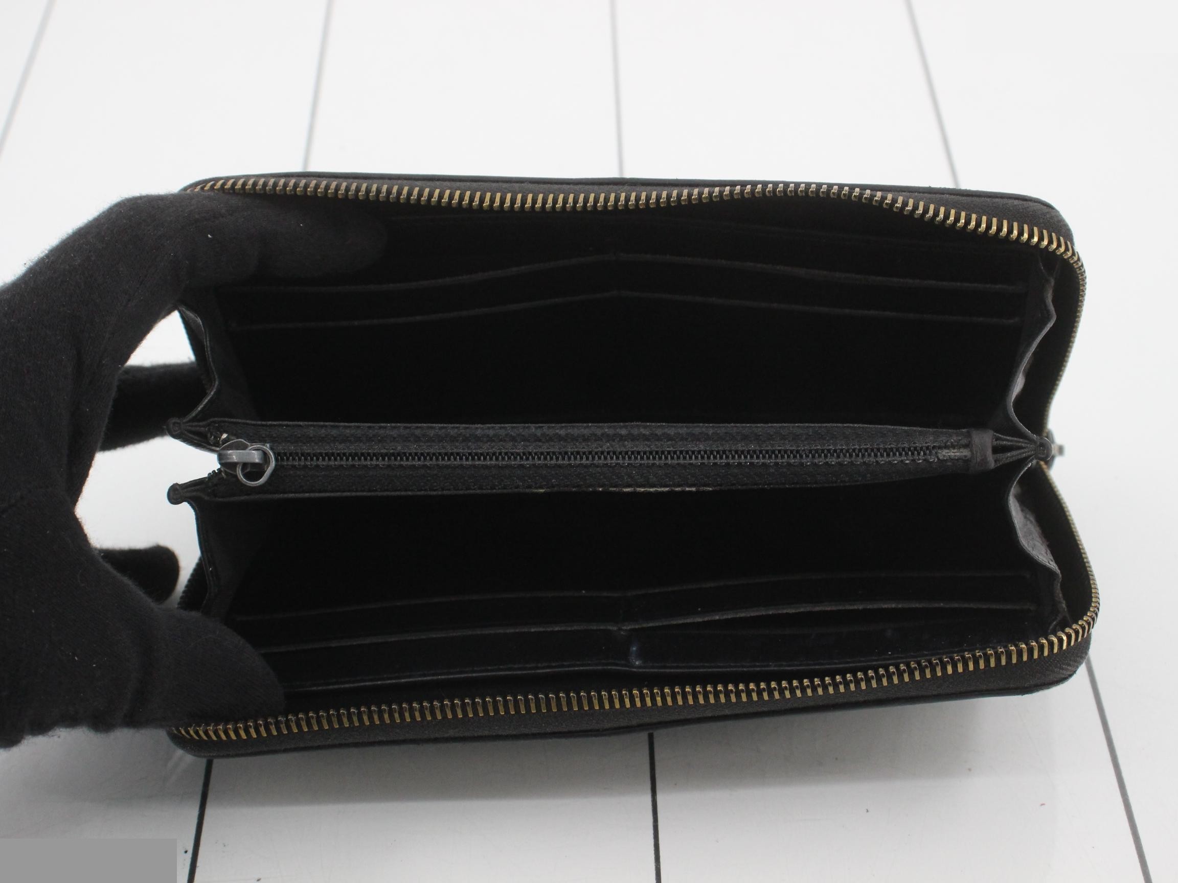Camellia (bag) and wallet — view 4