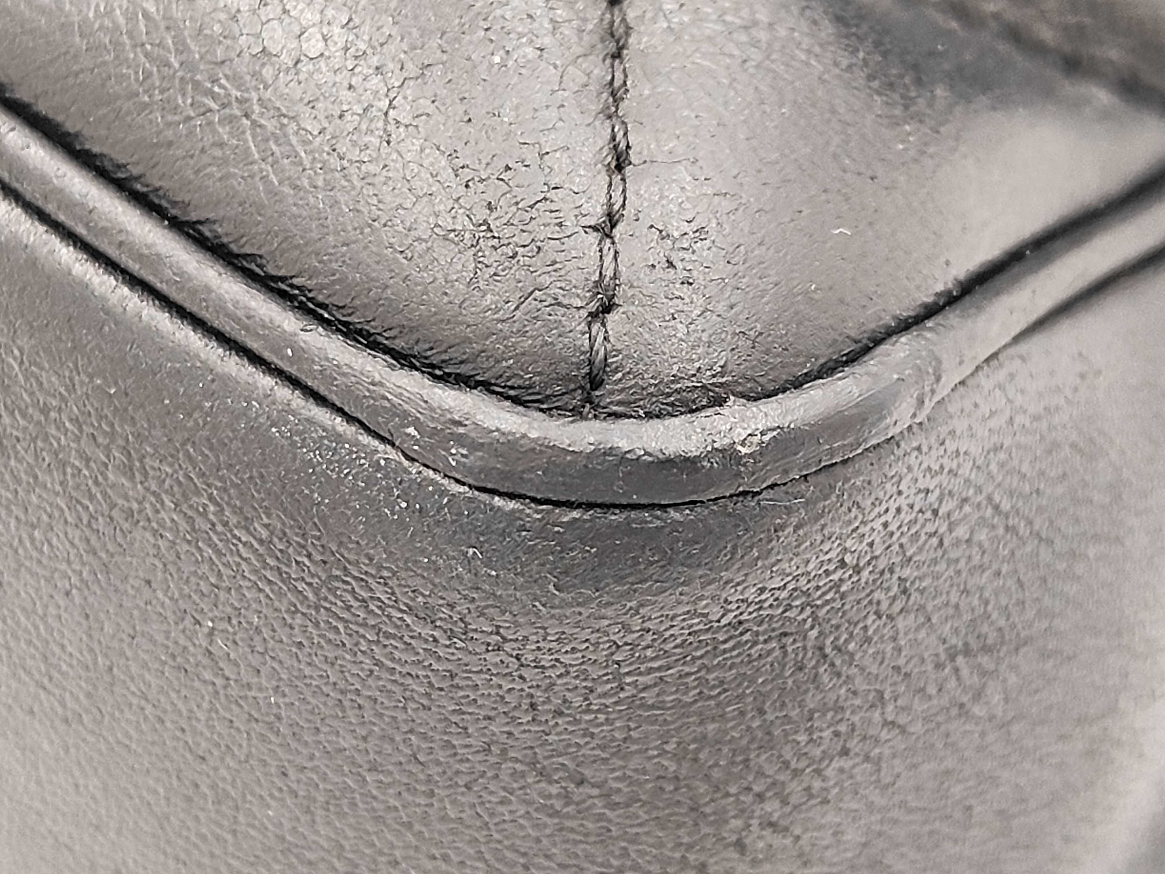 19K Matelassé Chain Shoulder Bag — view 6