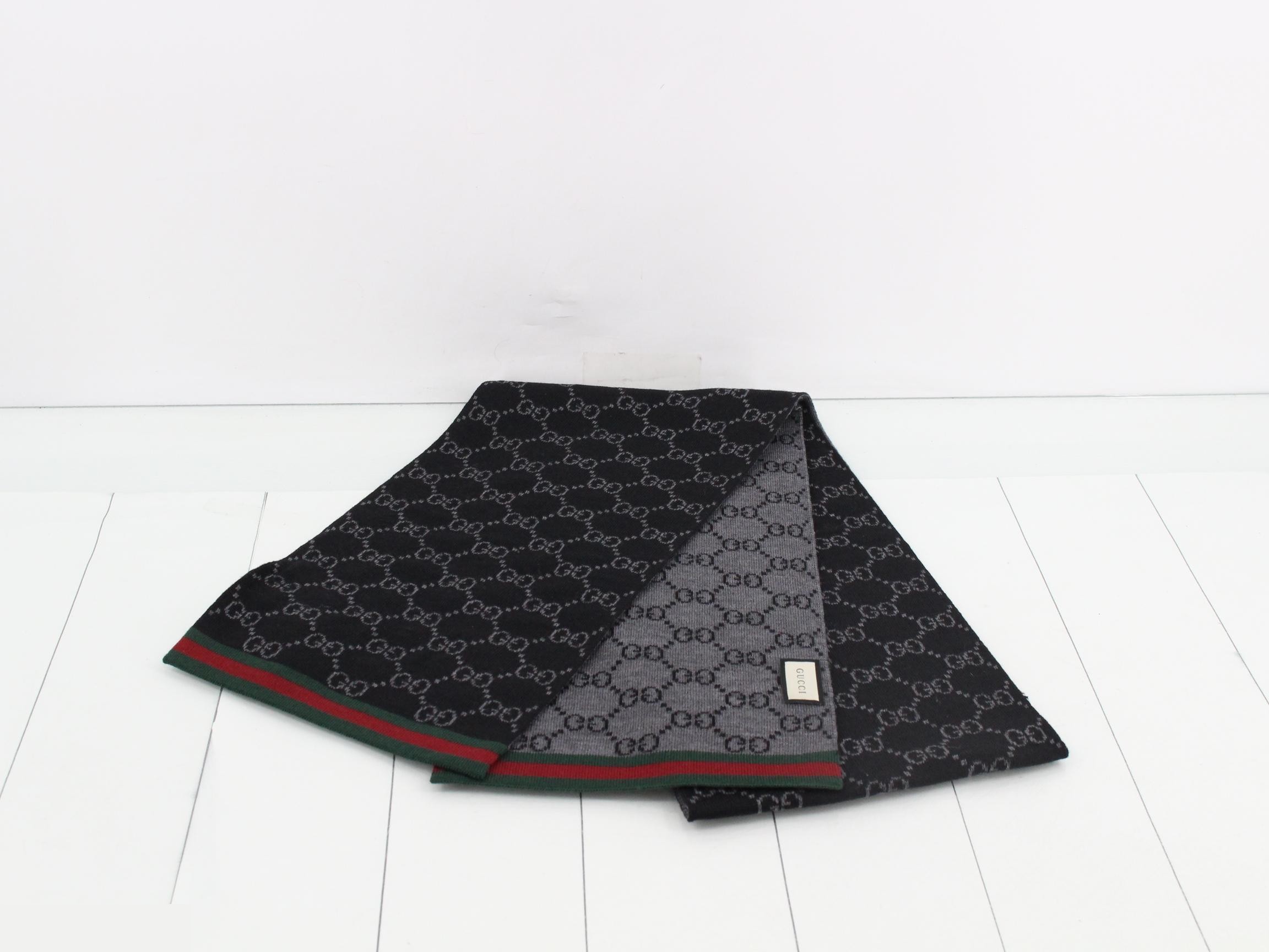 New with tags, box included. Sherry scarf. — view 2