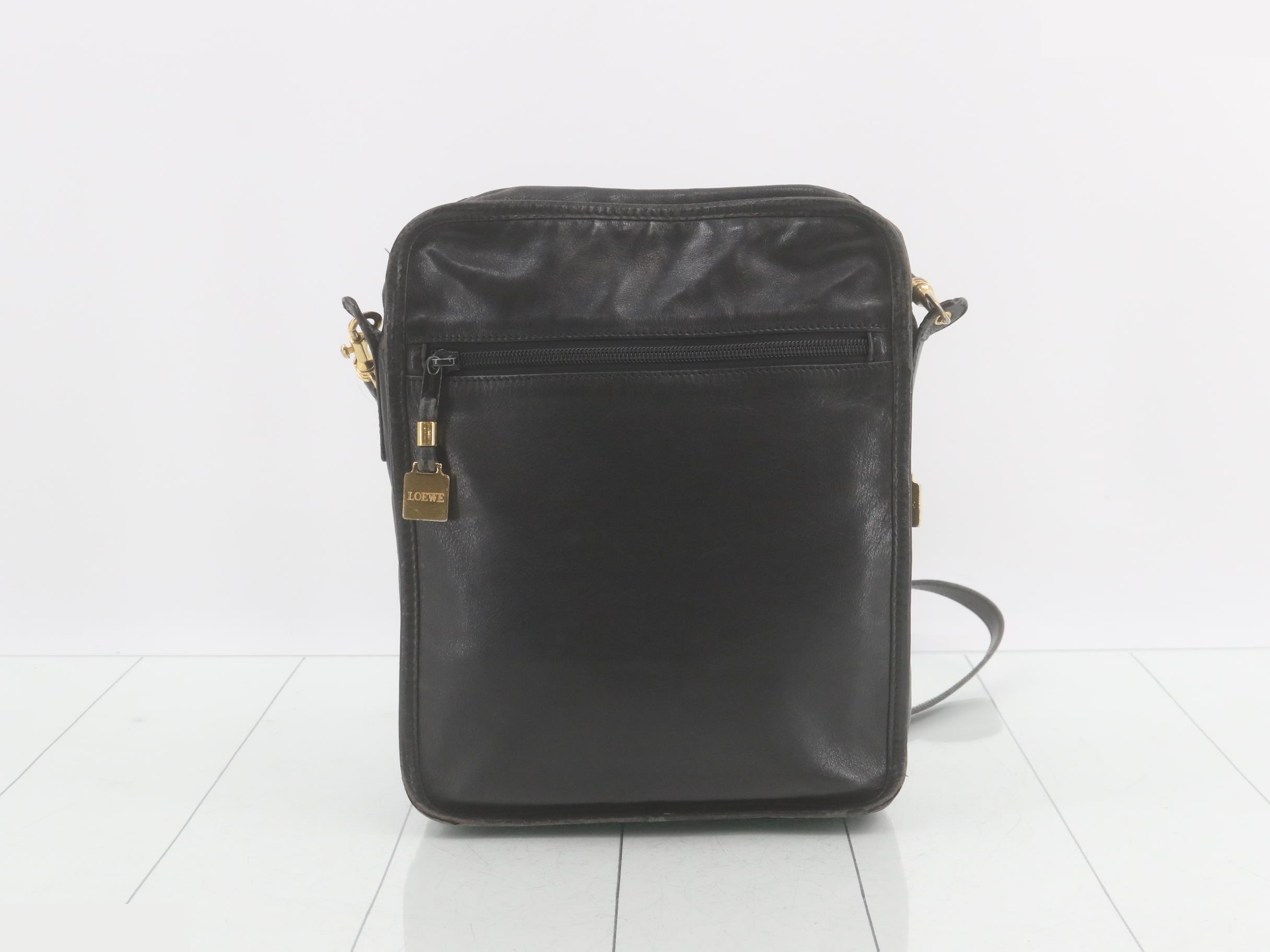 Anagram Leather Shoulder Bag — view 2