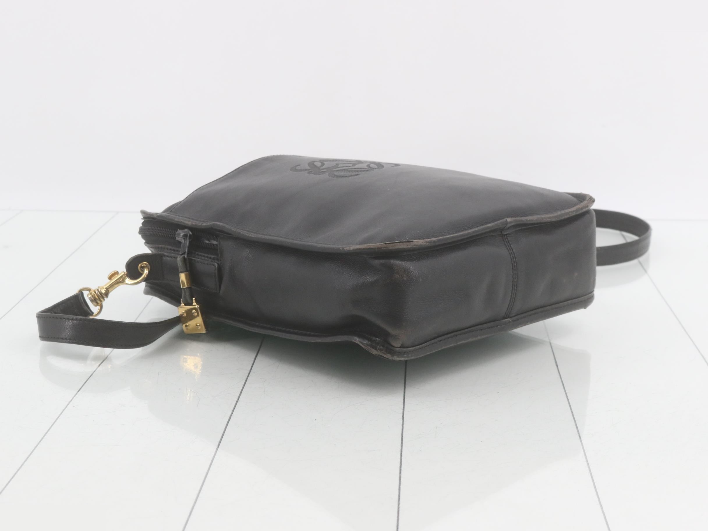 Anagram Leather Shoulder Bag — view 5