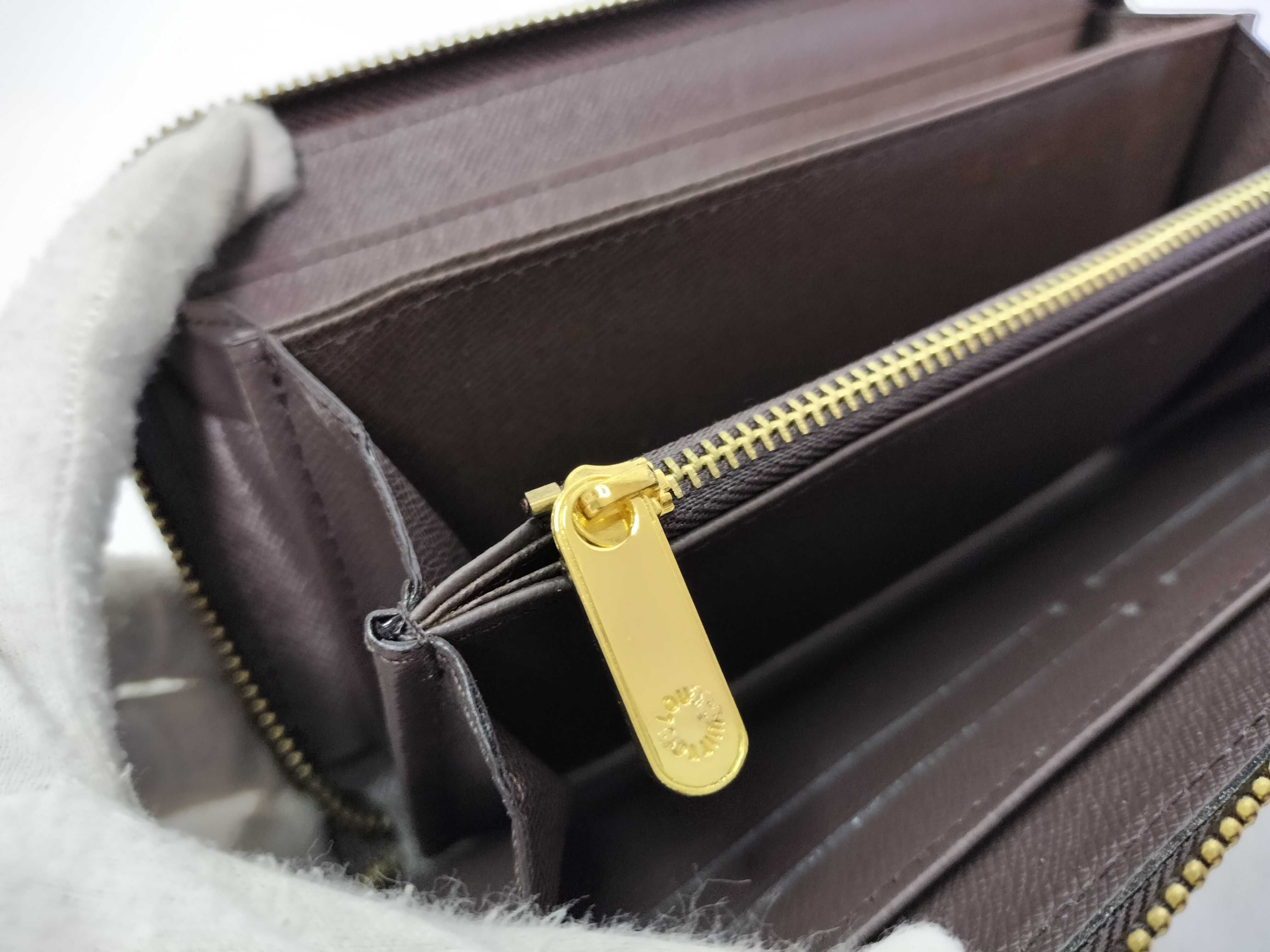 Damier Zippy Wallet — view 11