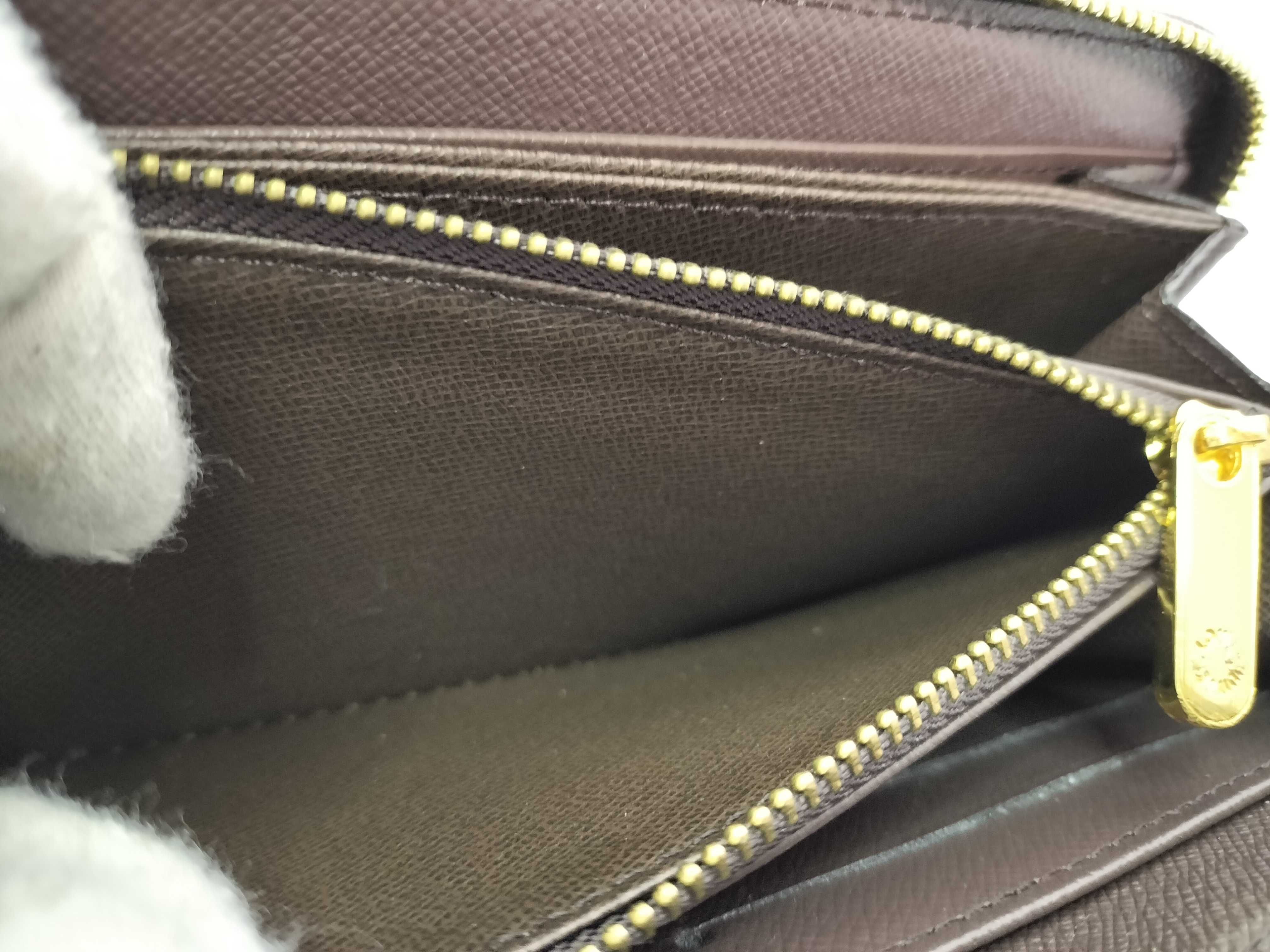 Damier Zippy Wallet — view 12