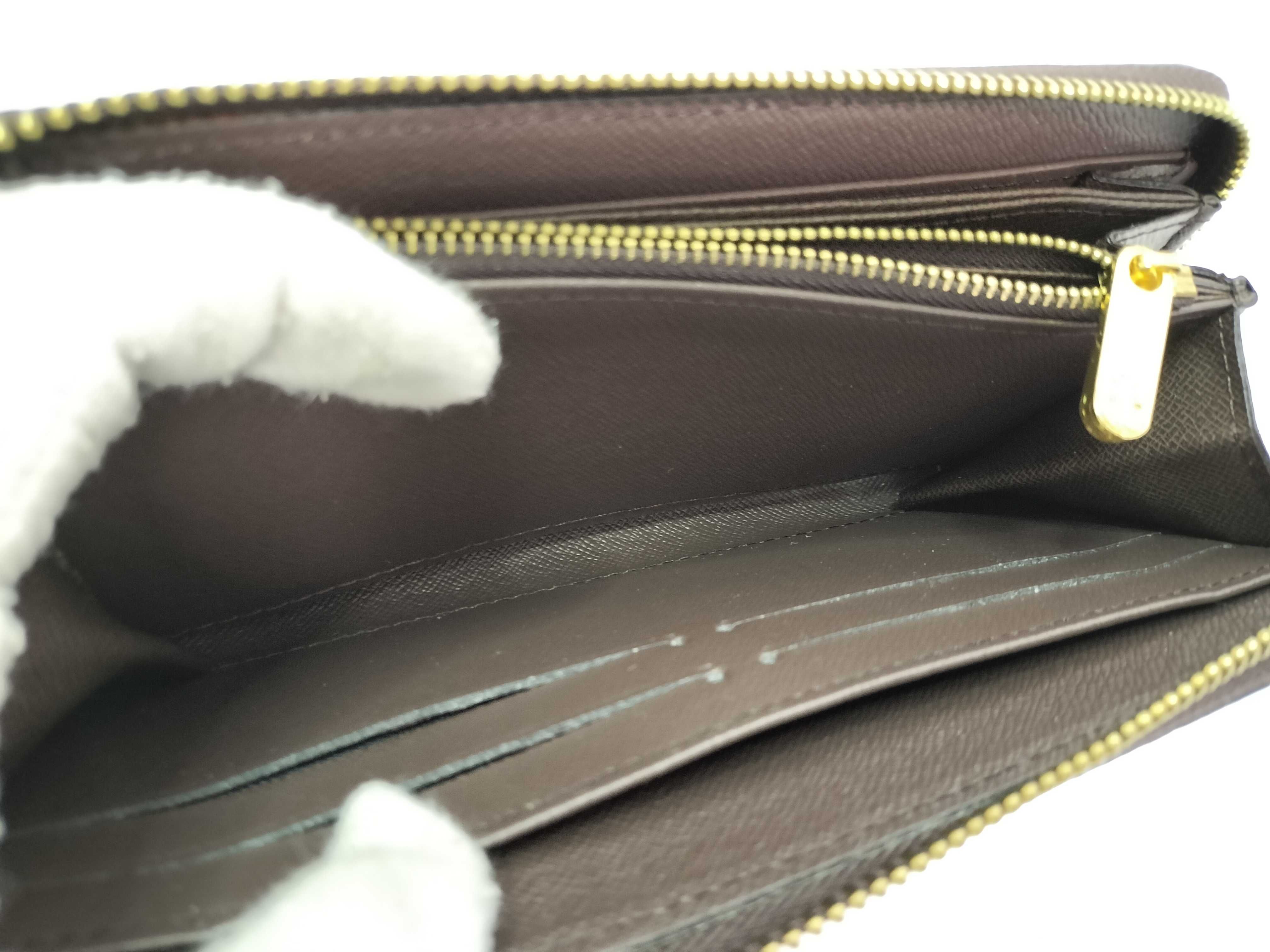 Damier Zippy Wallet — view 14