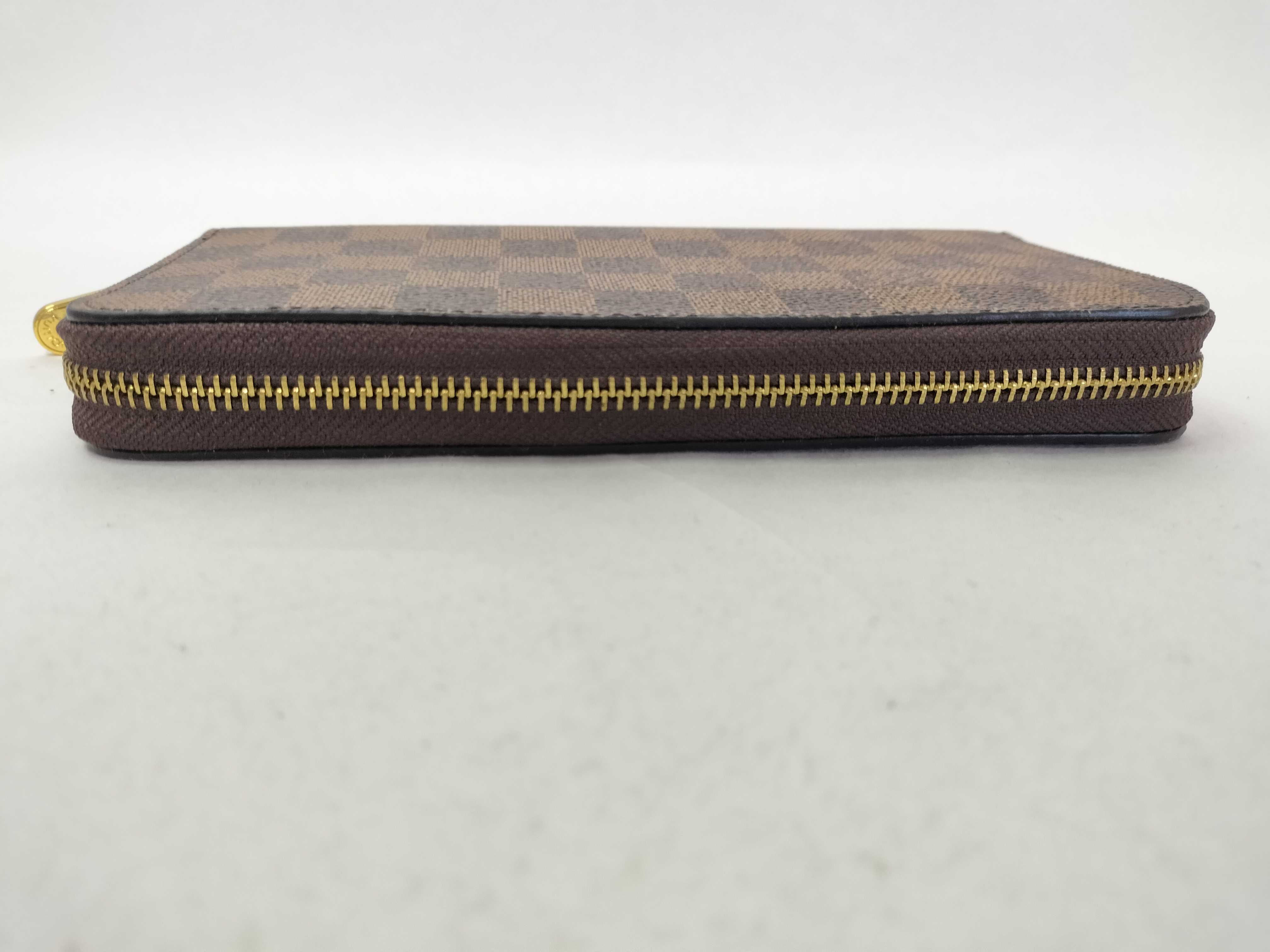Damier Zippy Wallet — view 5
