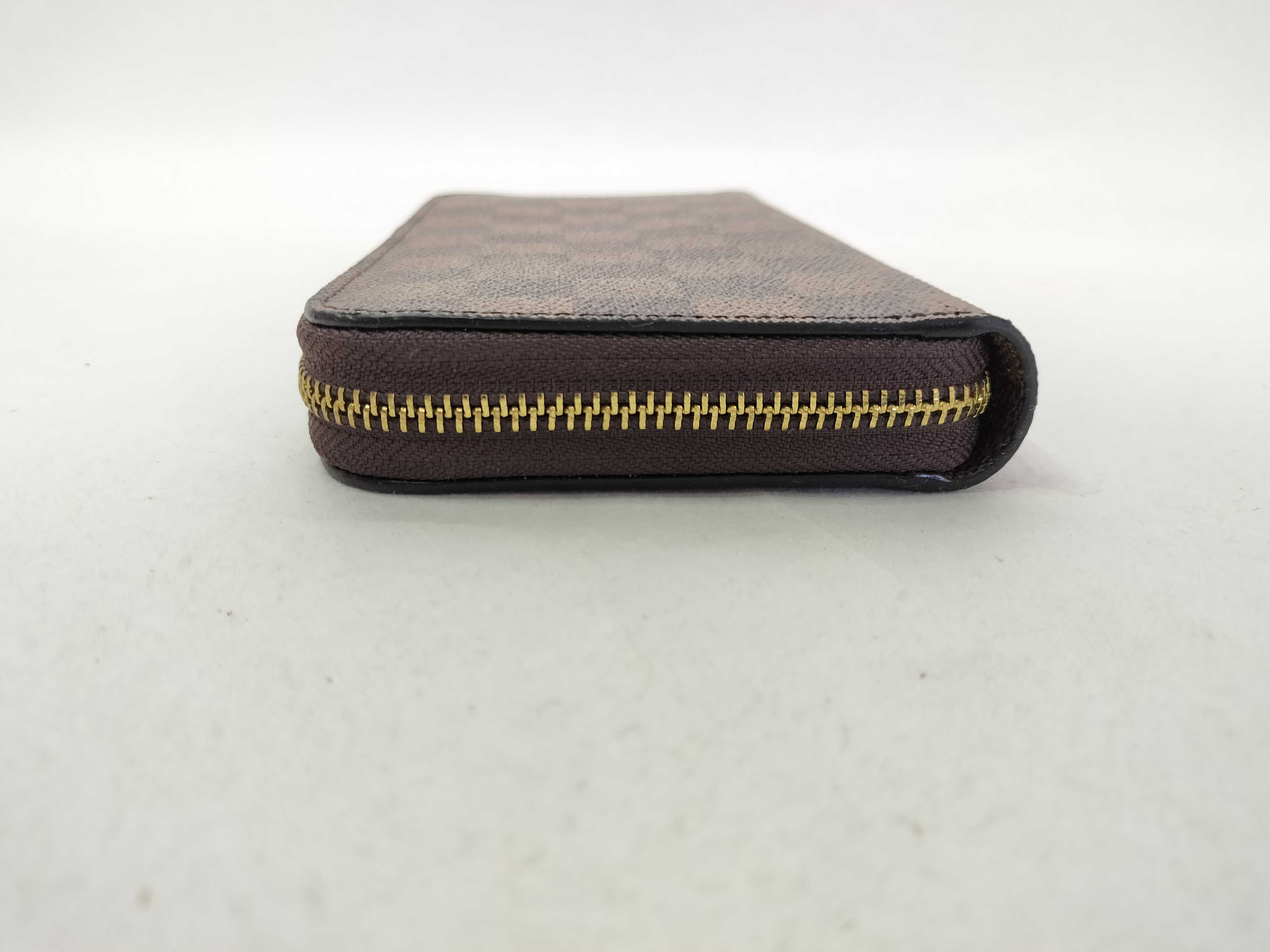 Damier Zippy Wallet — view 6