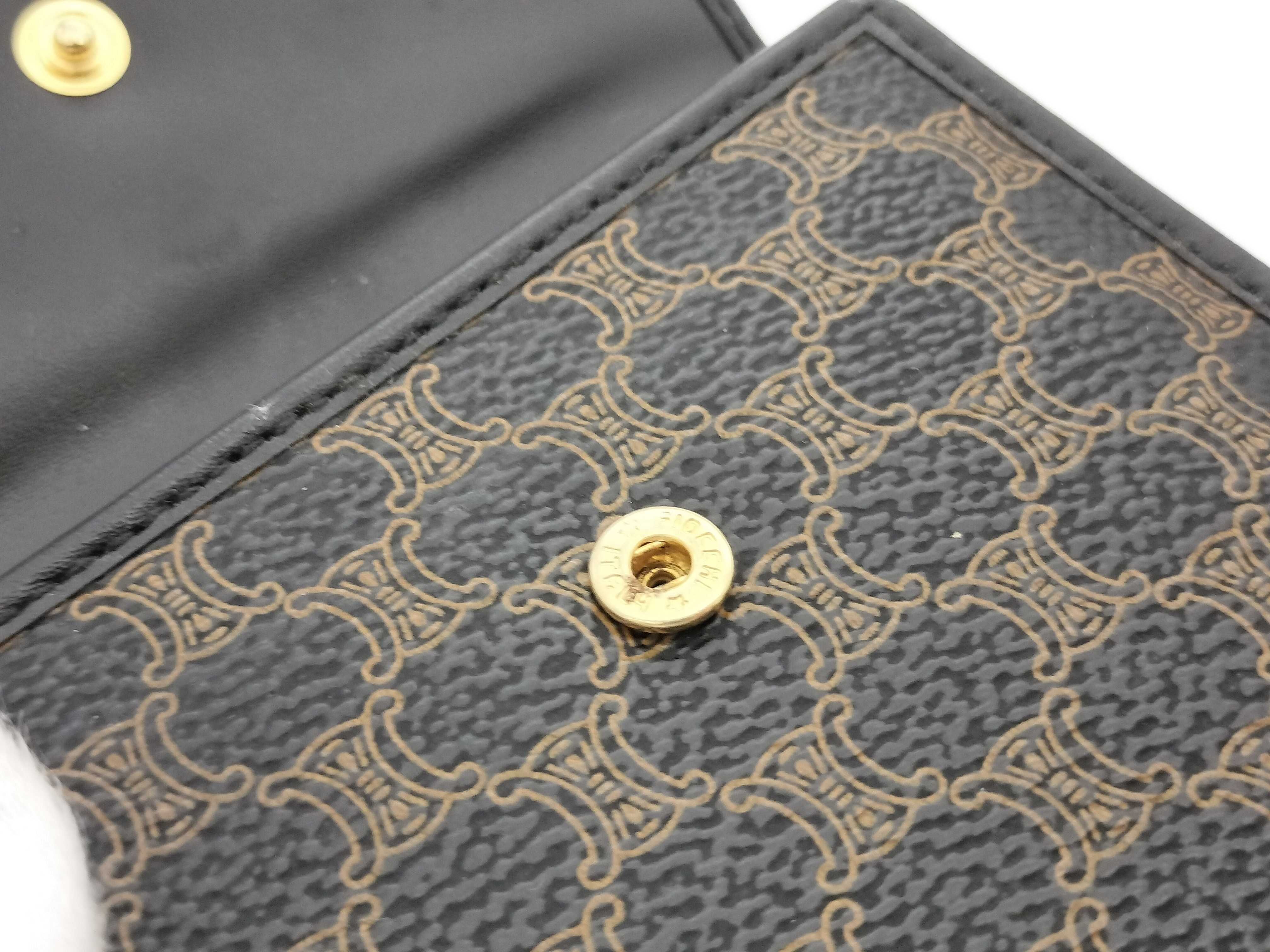 Macadam Leather Clasp Folding Wallet — view 8