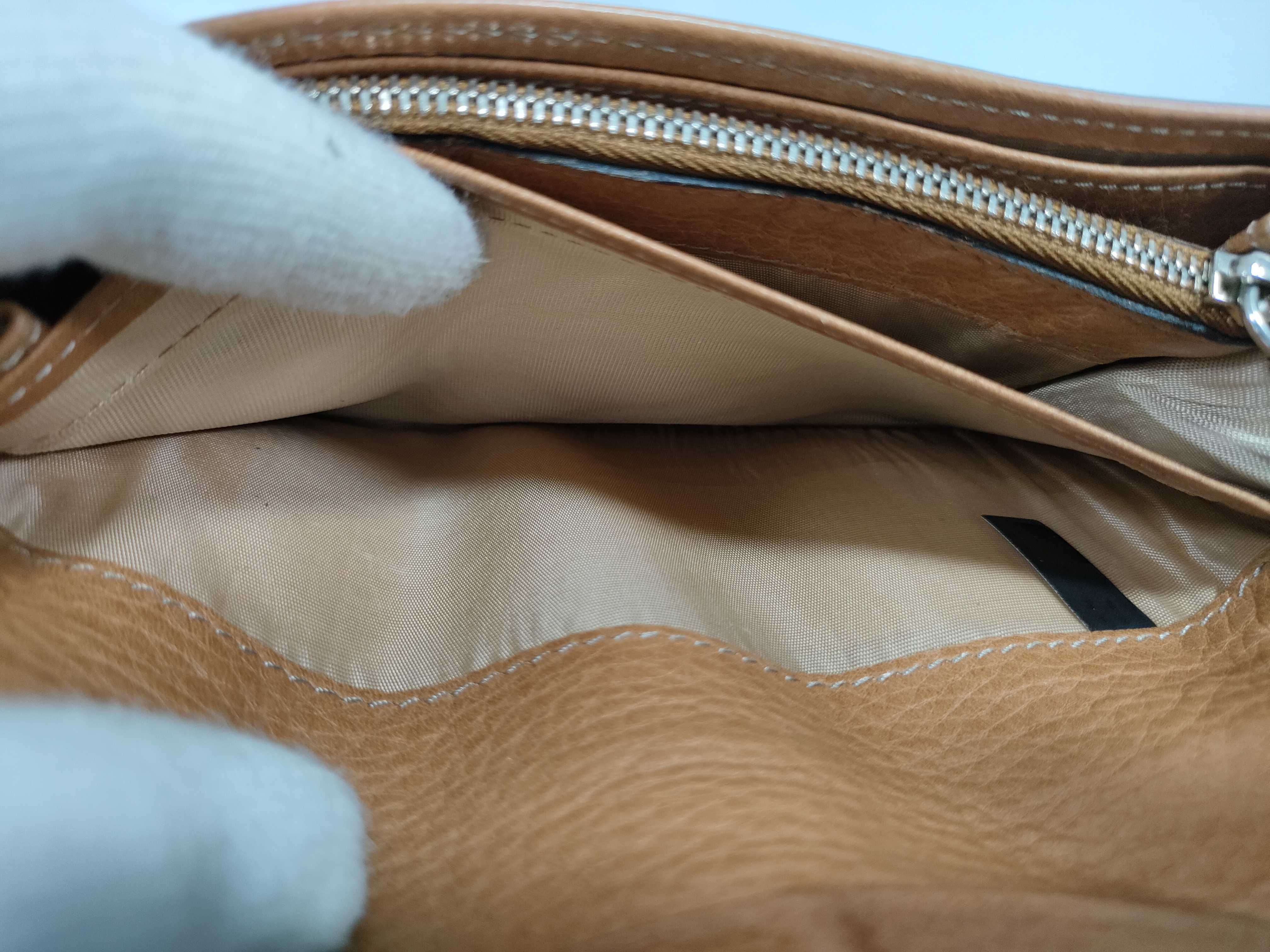 Paddington Long Wallet — view 14
