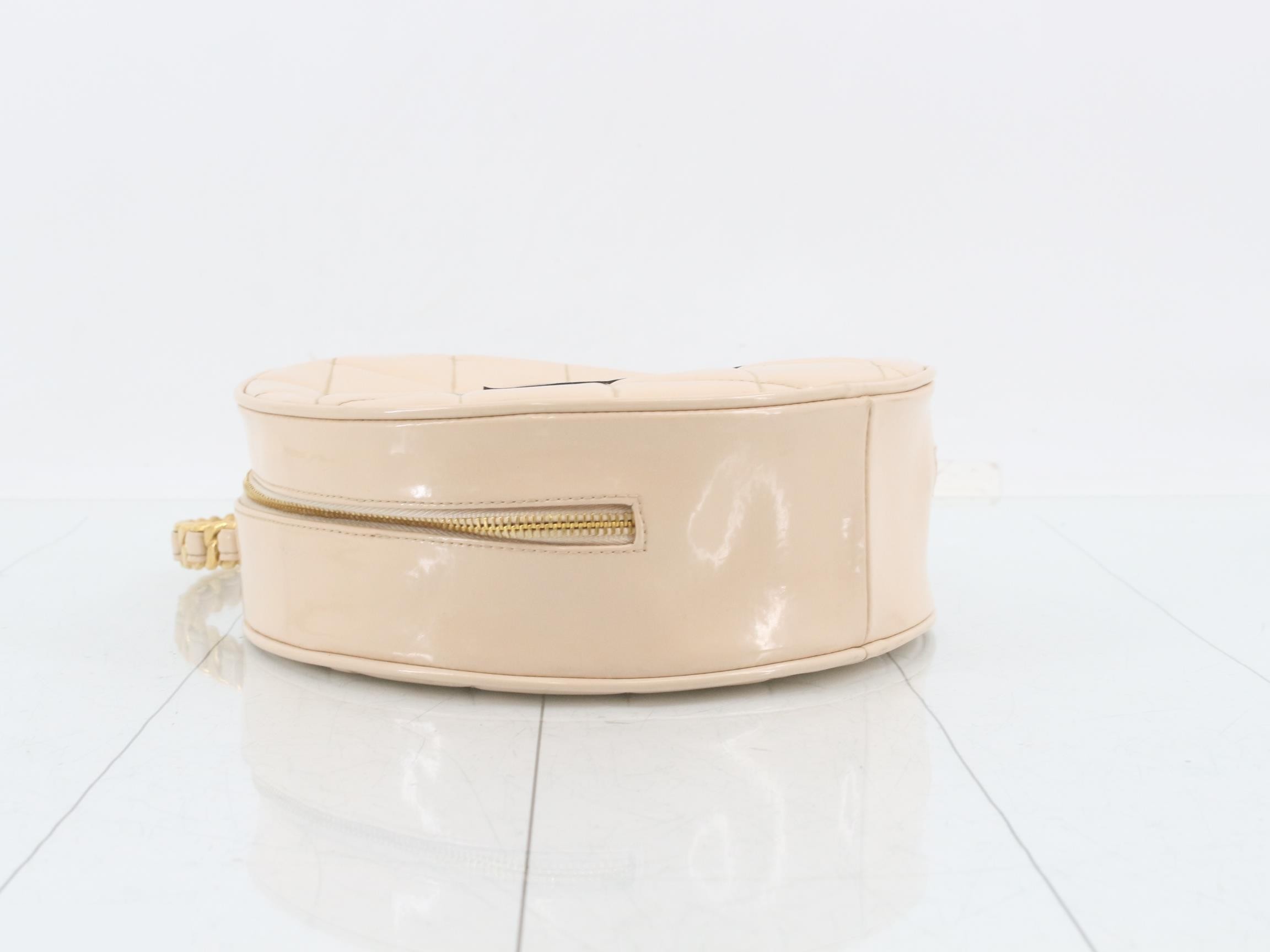 Matelassé Patent Vanity Bag, Series 3 — view 5