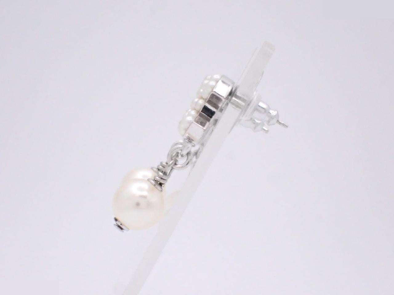 earrings — view 3