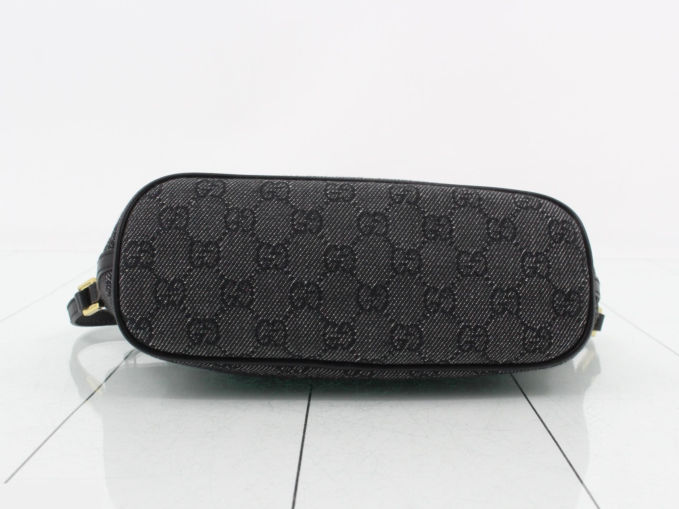 GG Canvas Accessory Pouch — view 3