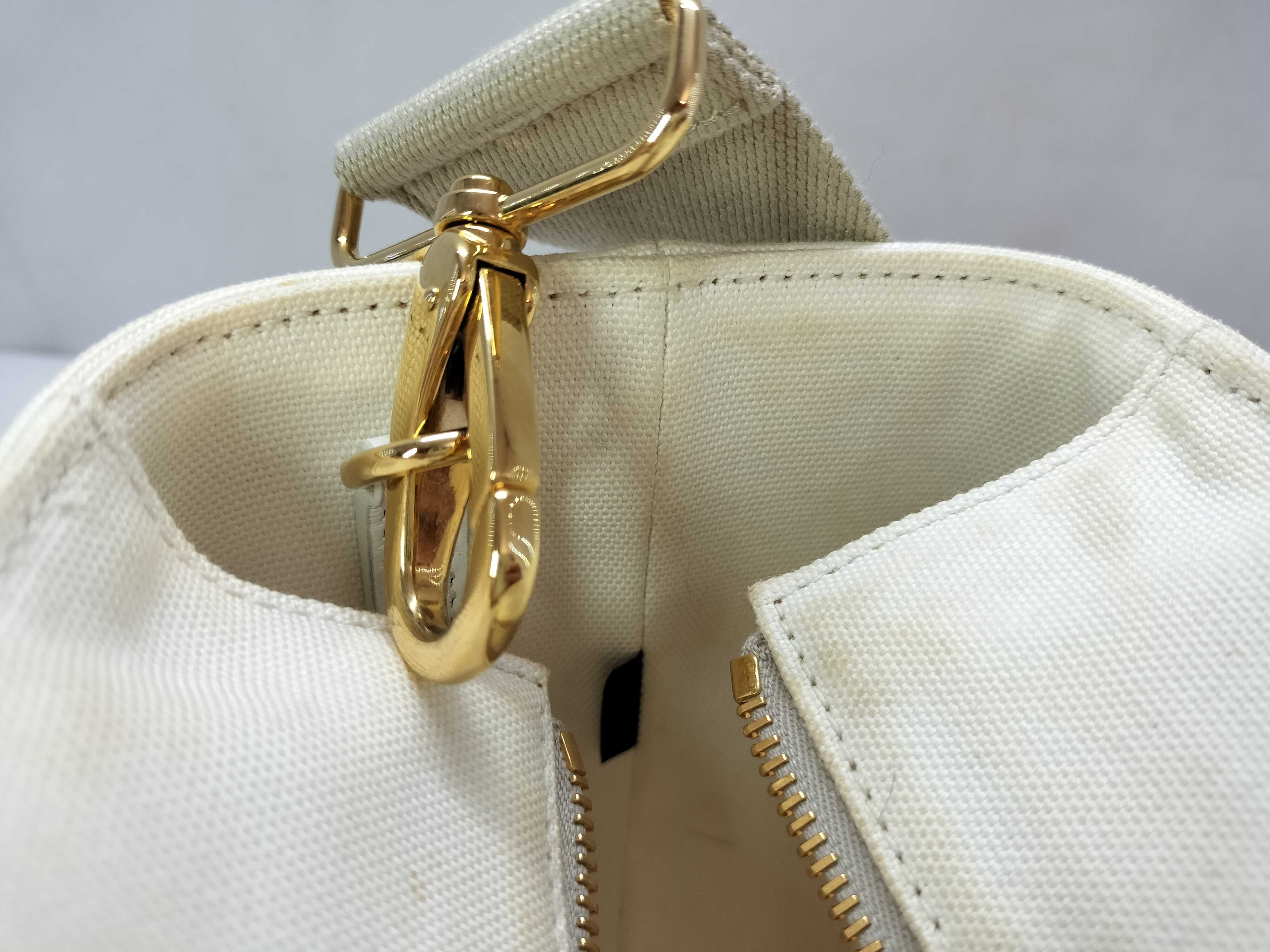 Canapa Wicker Rattan x Canvas 2-Way Handbag Beige x White 1BG835 Handbag — view 13