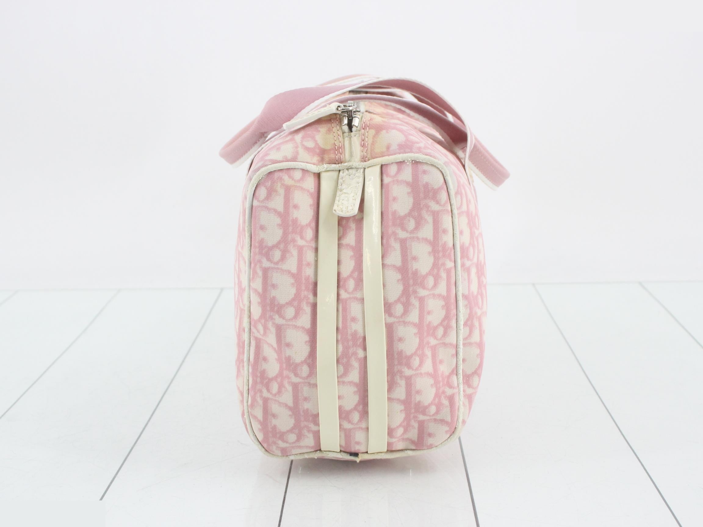 handbag — view 4