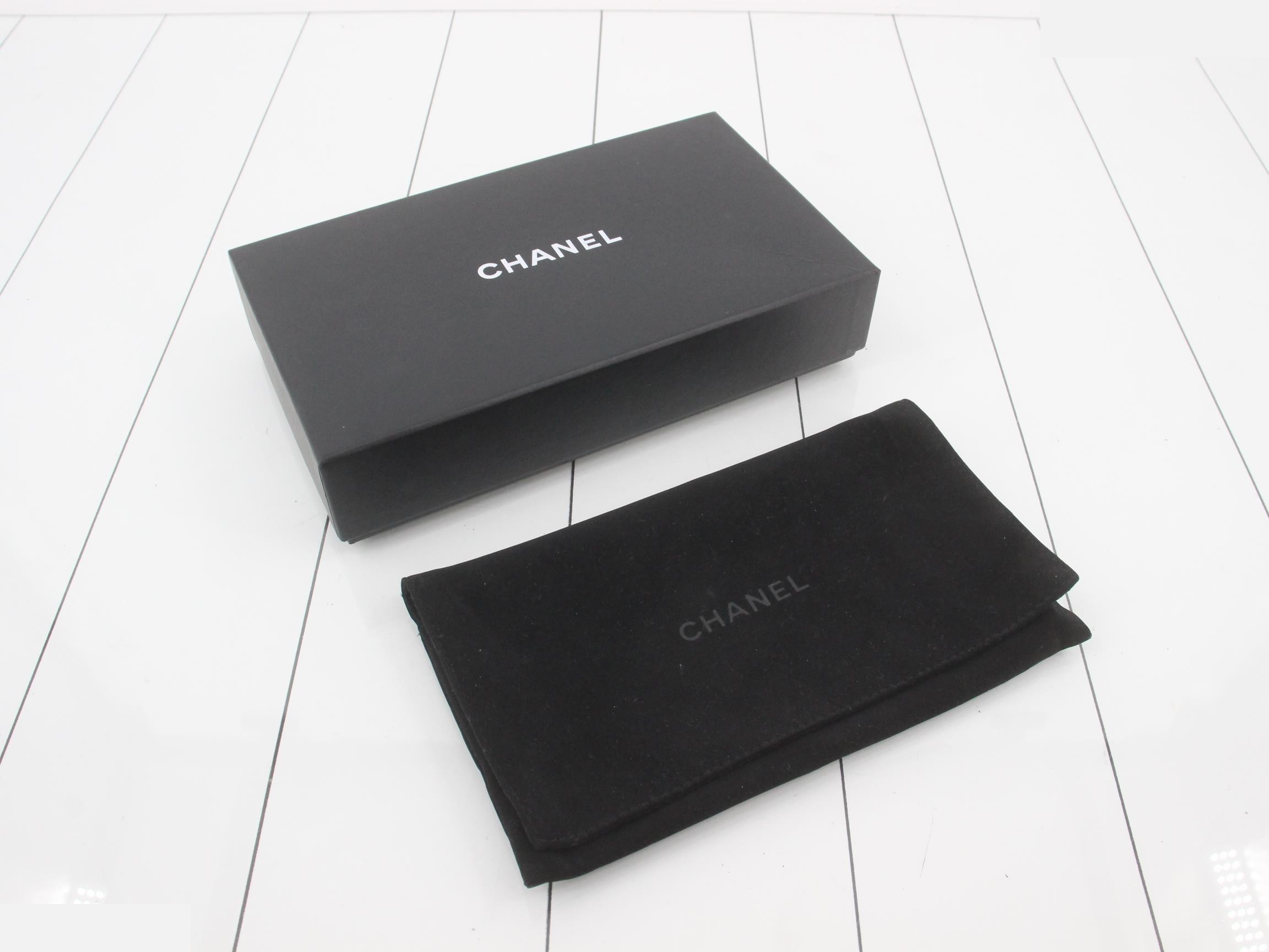 Caviar Skin Long Wallet, Black 25525384 — view 5