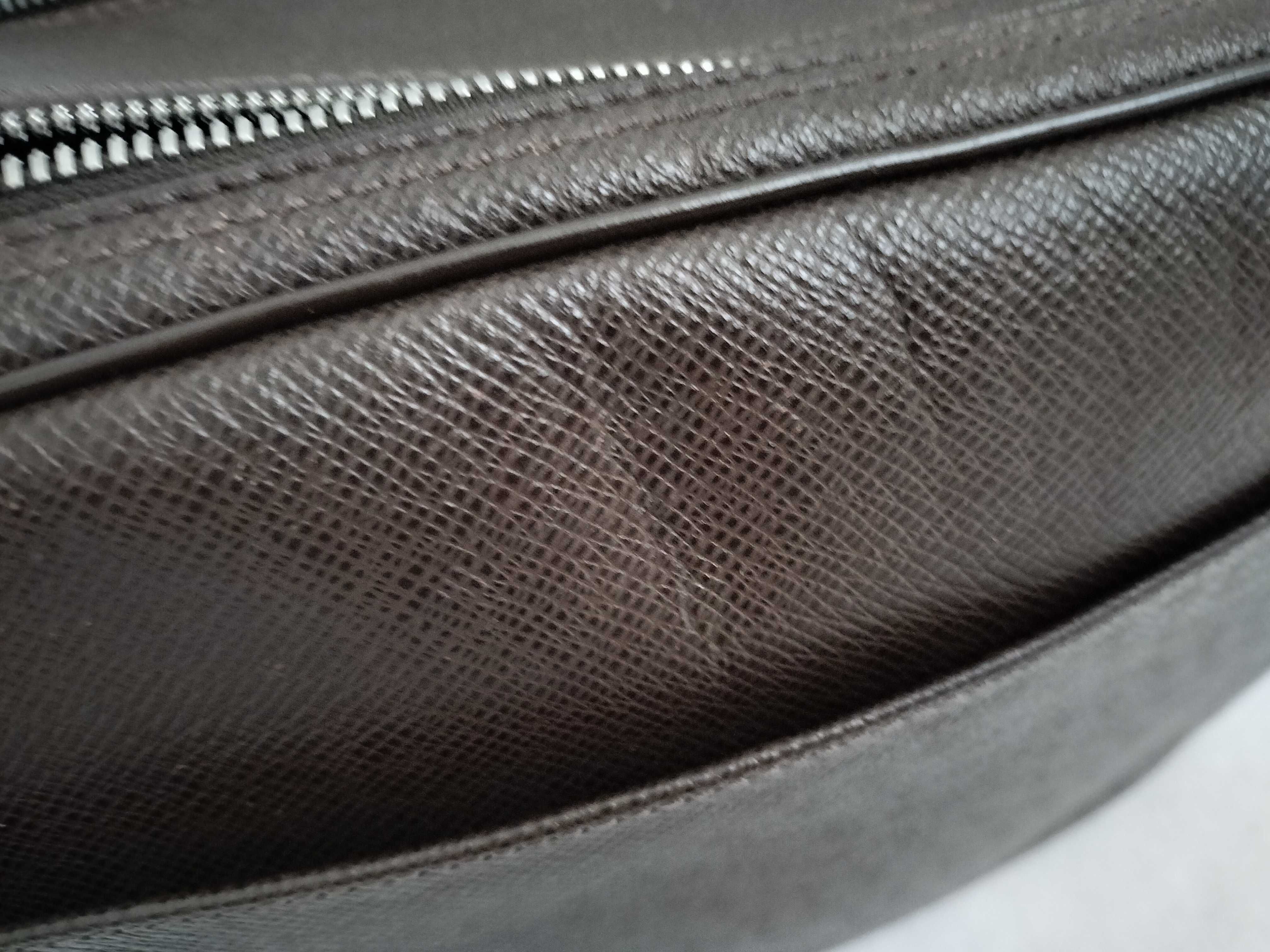 Taiga Leather Shoulder Bag Reporter PM Brown M30158 Shoulder Bag — view 14