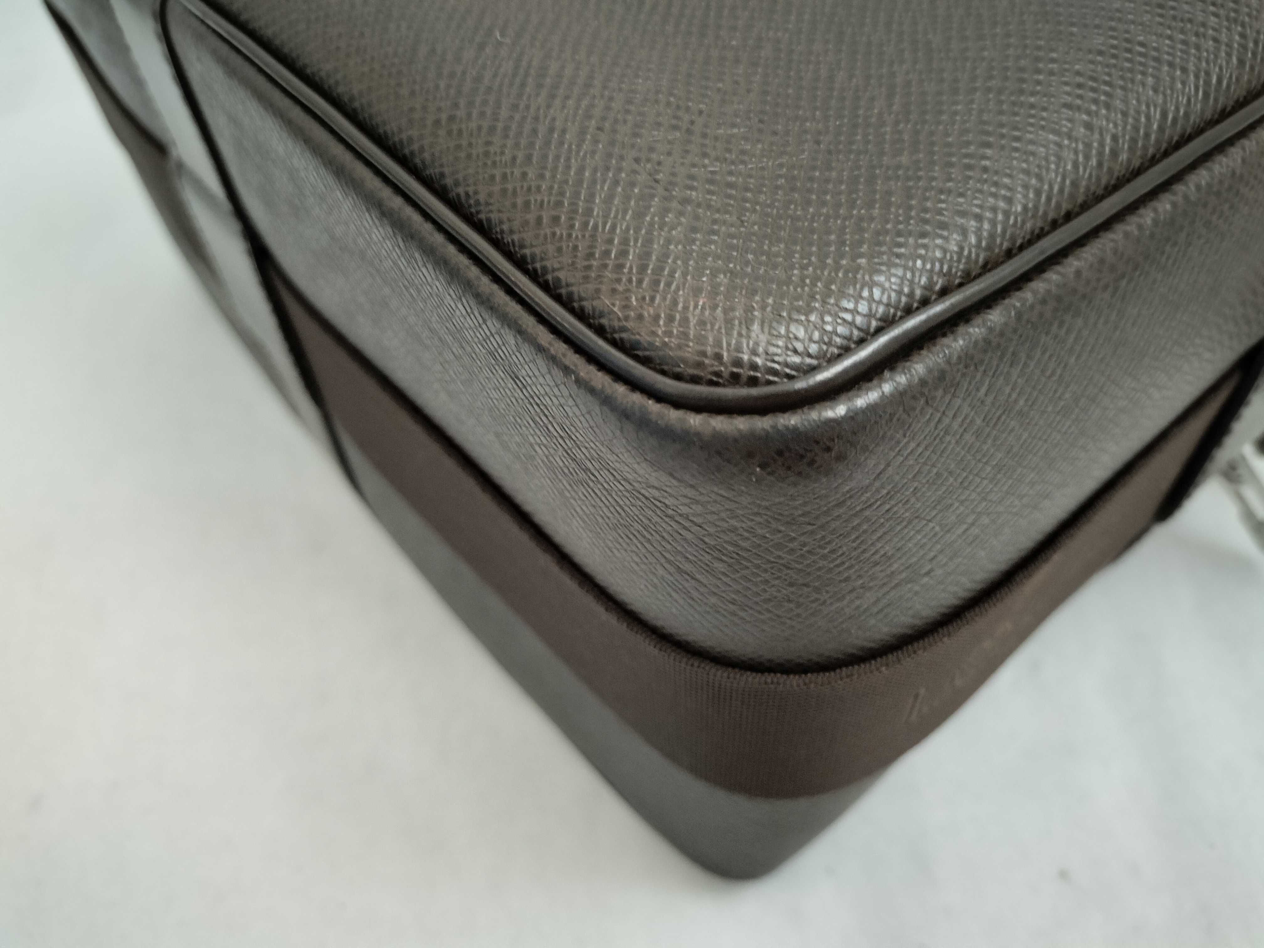 Taiga Leather Shoulder Bag Reporter PM Brown M30158 Shoulder Bag — view 7