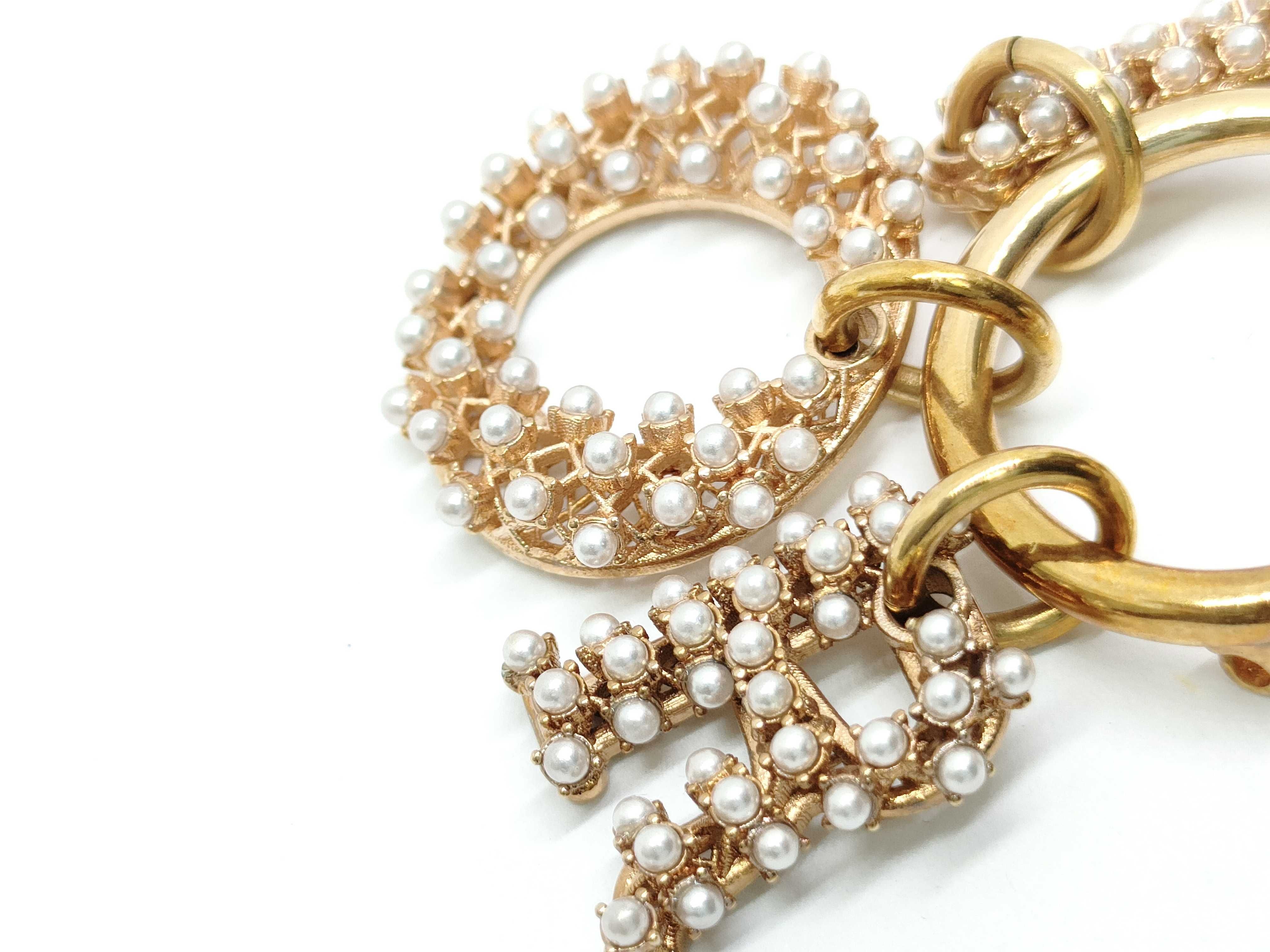 Faux Pearl Brooch, 11.6g — view 10