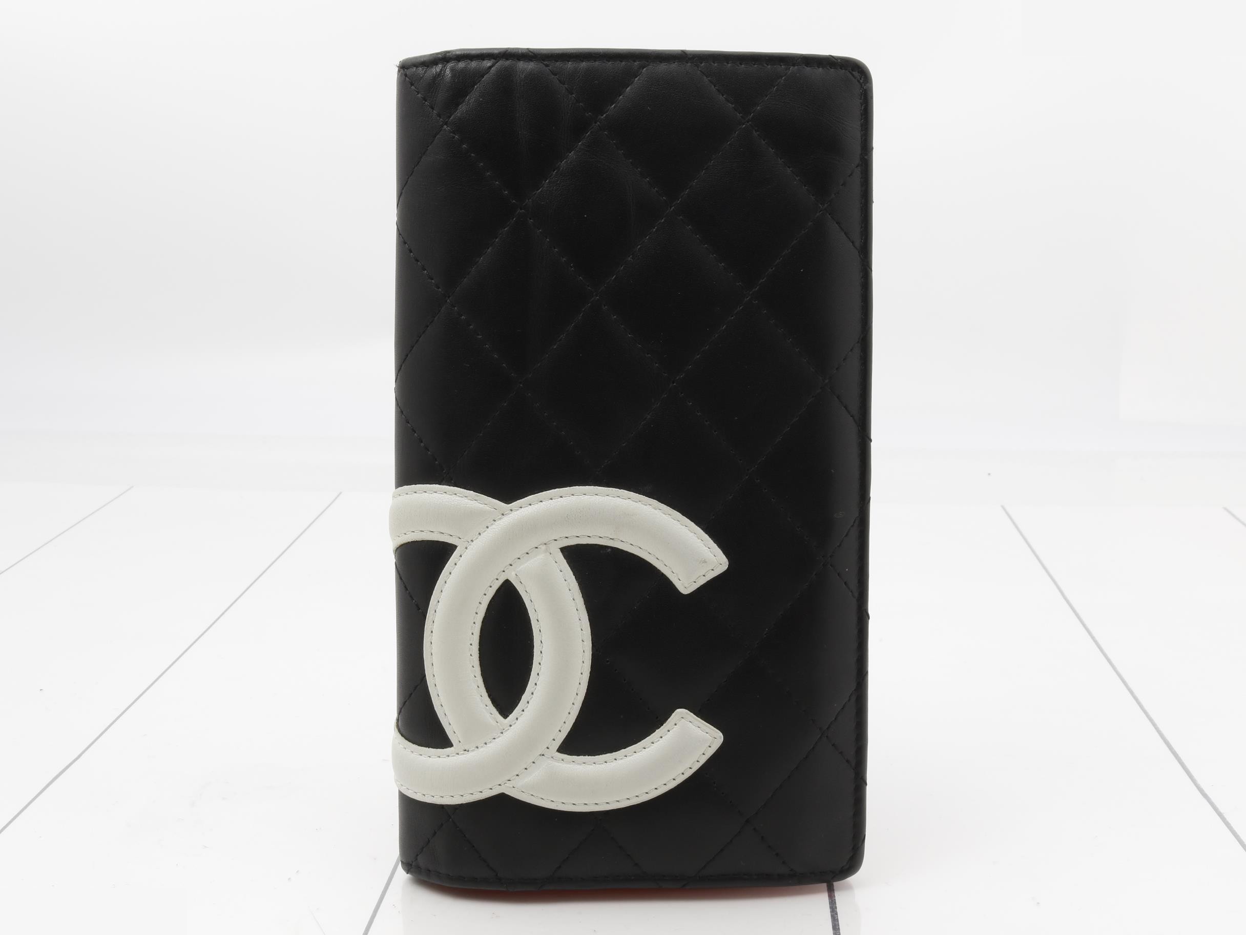 Bi-fold wallet