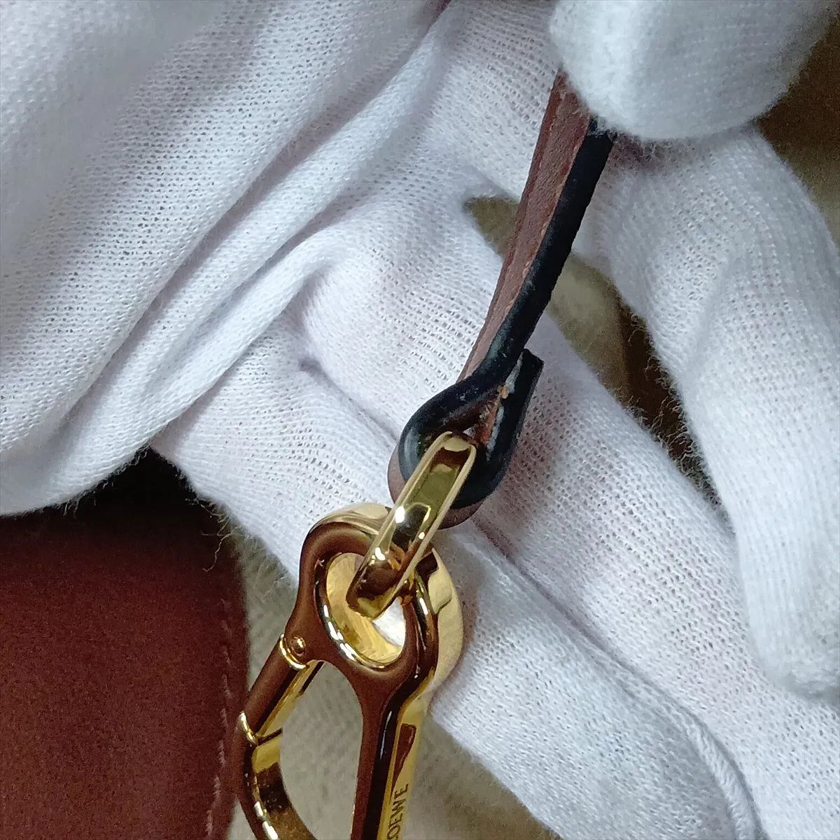 Hammock Drawstring Medium Leather Shoulder Bag, Brown — view 13