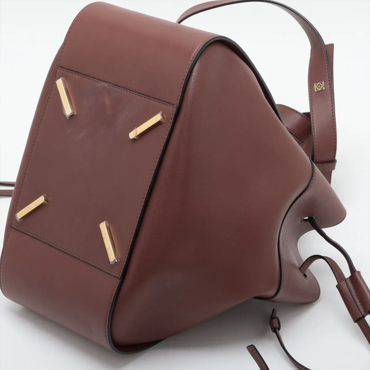 Hammock Drawstring Medium Leather Shoulder Bag, Brown — view 3