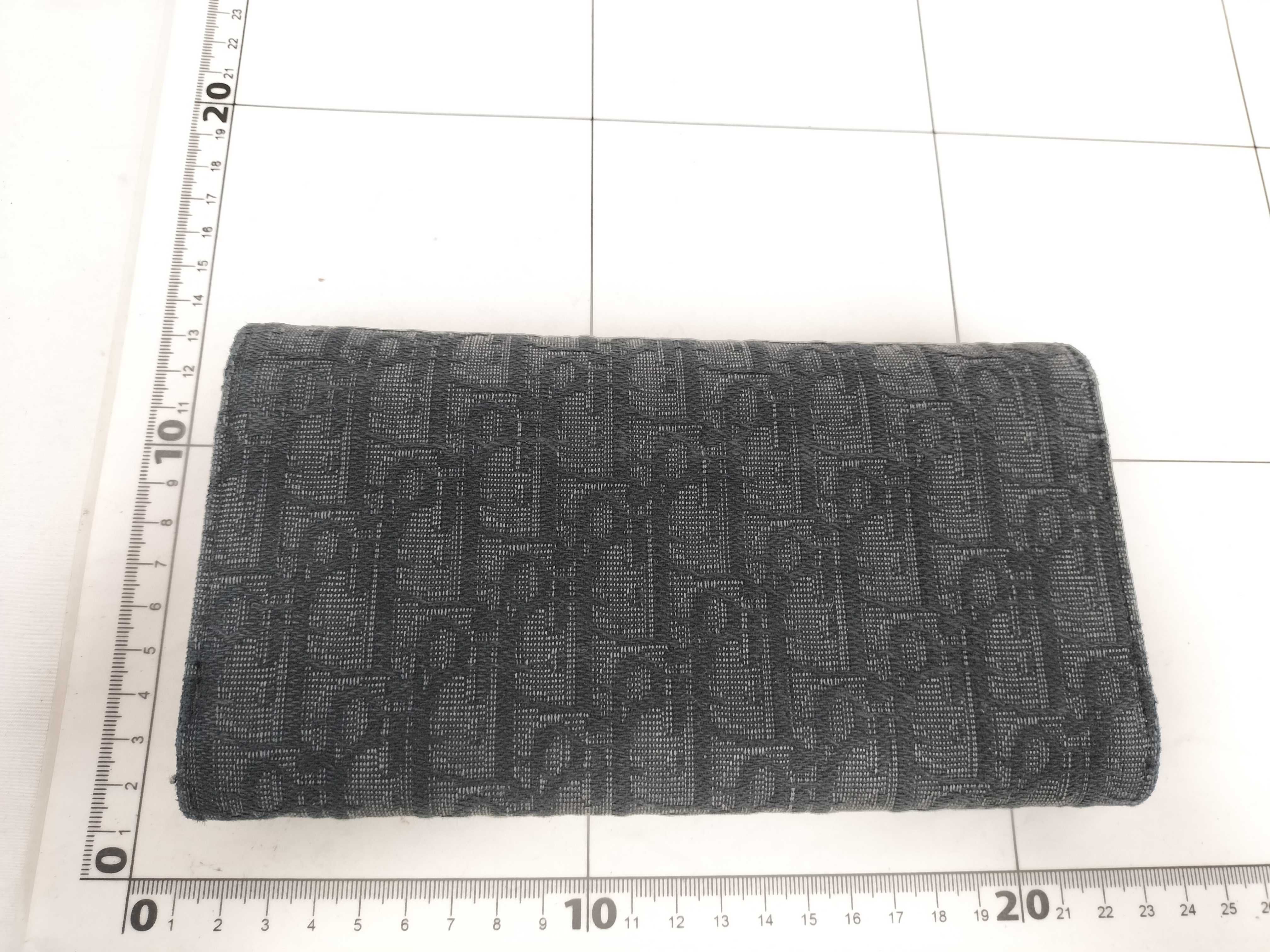 oblique wallet — view 2