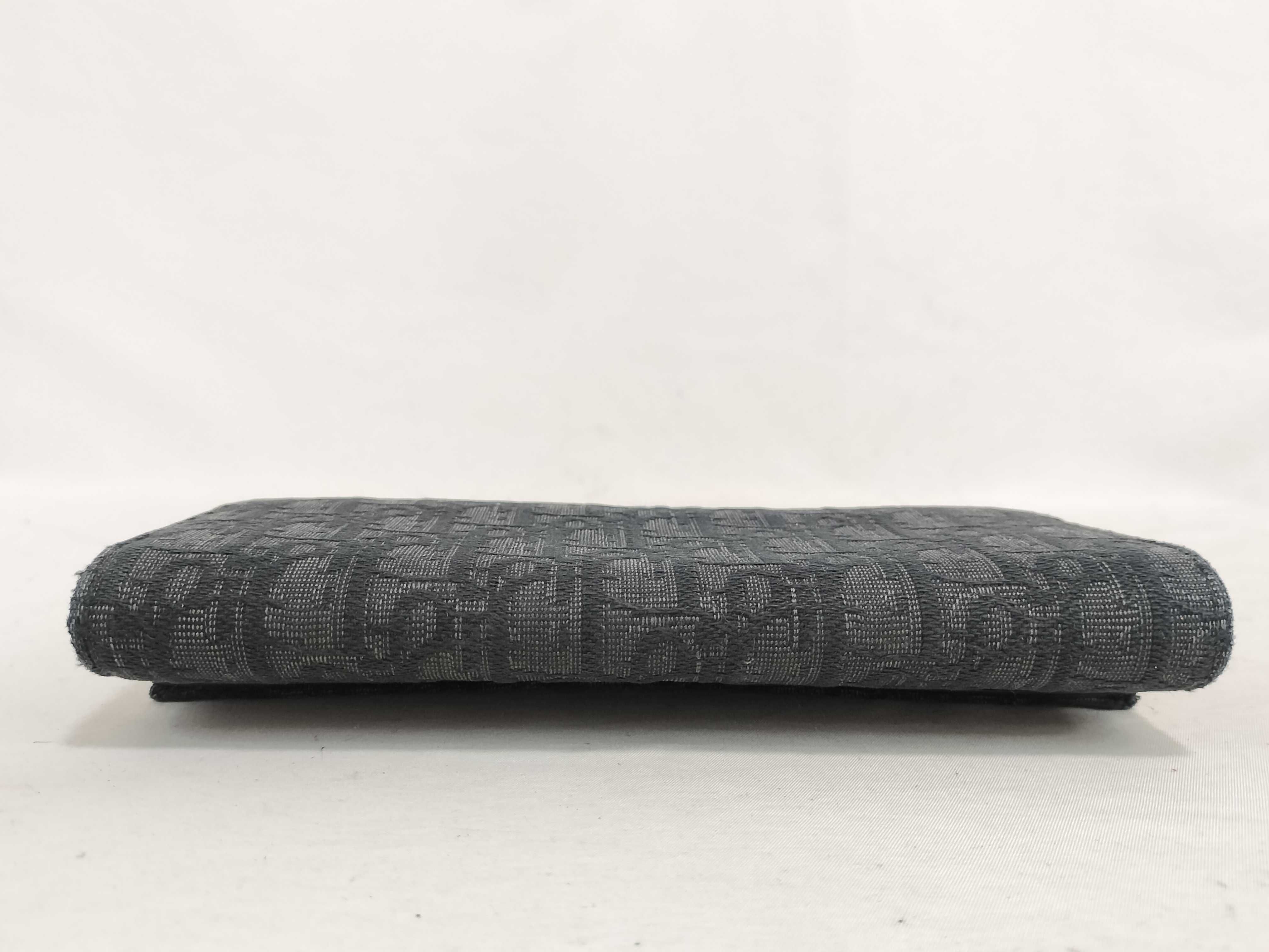 oblique wallet — view 3