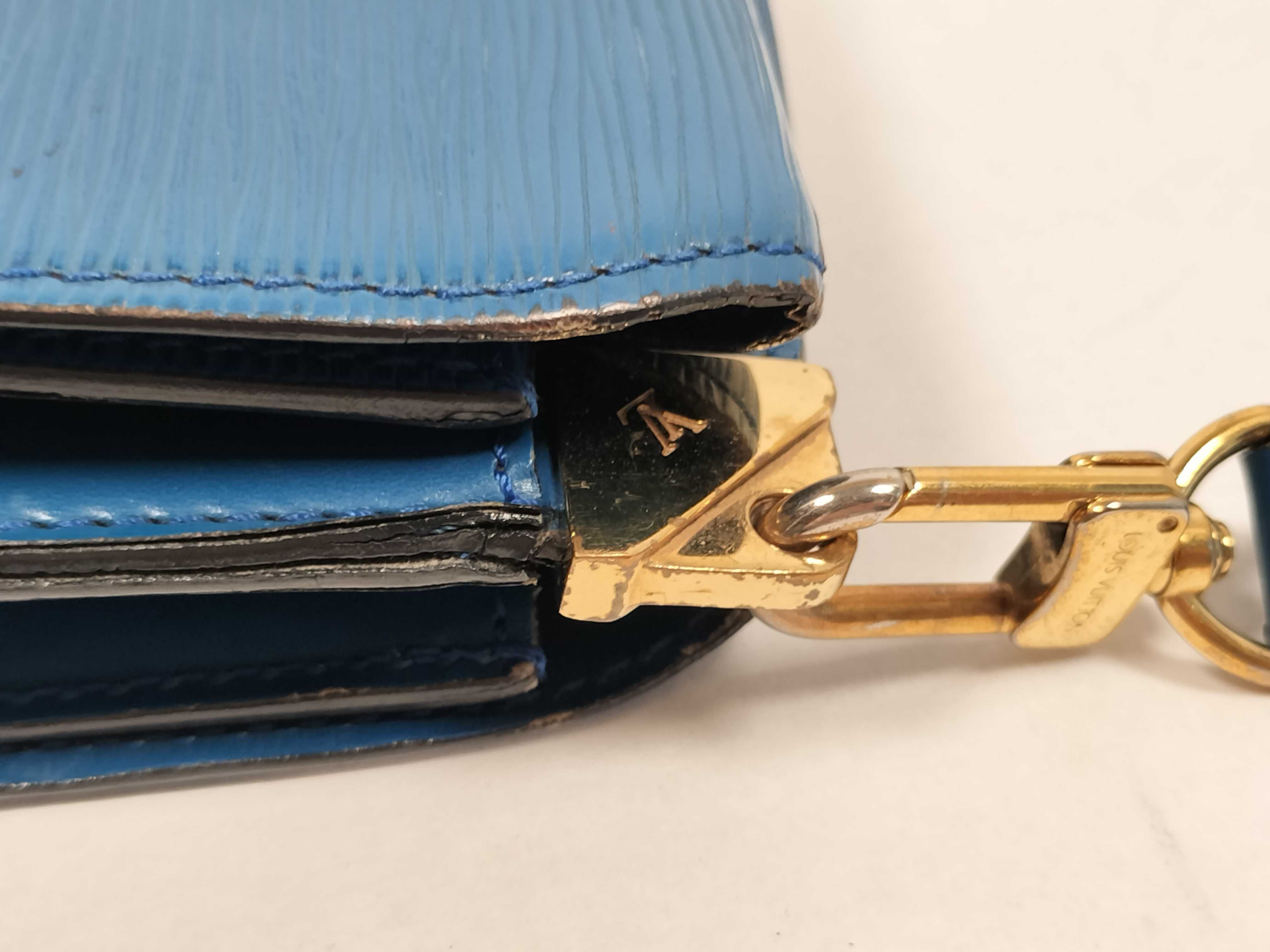 Epi Leather Grenelle Shoulder Bag M52365 (Blue) — view 5